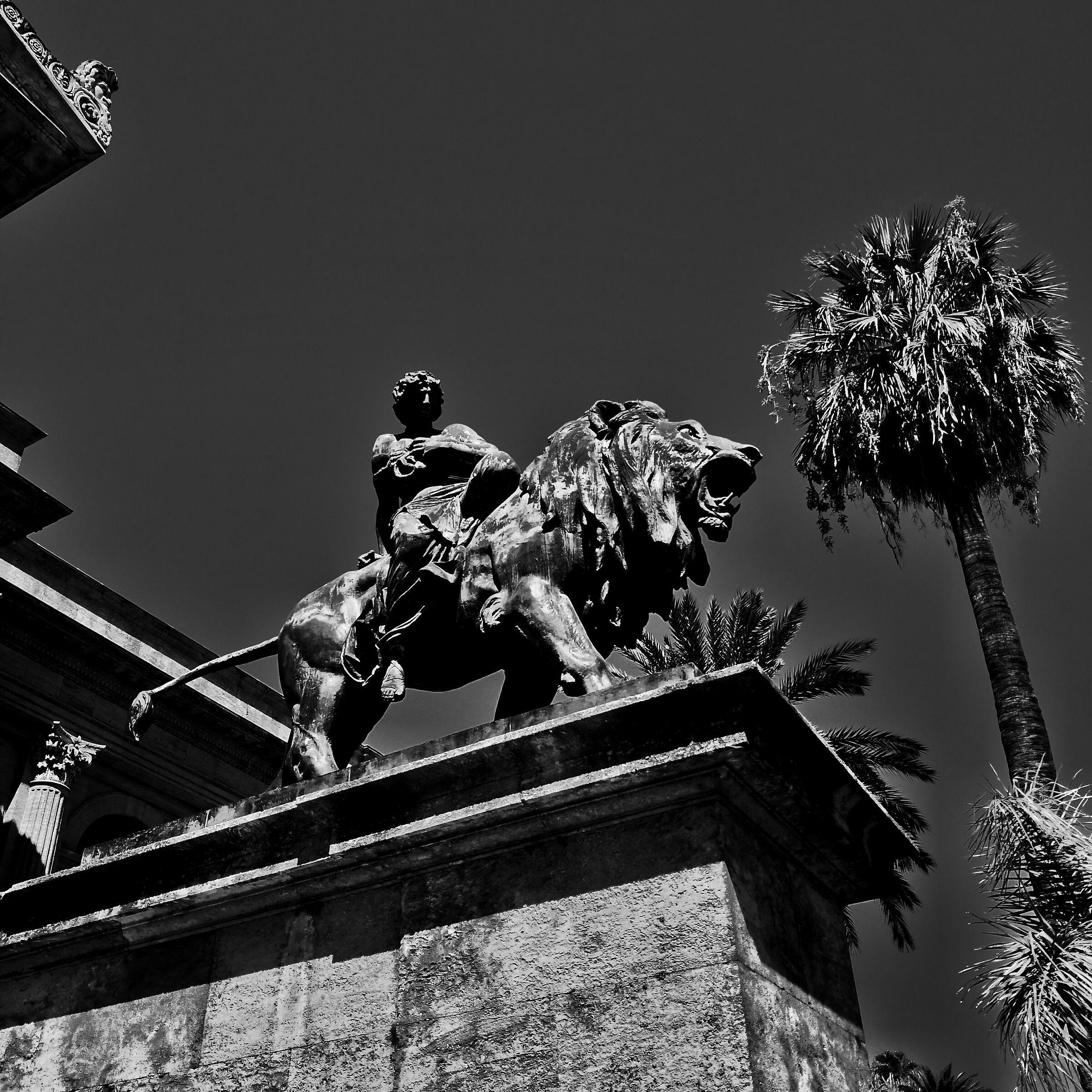 PA's Maximum Theatre