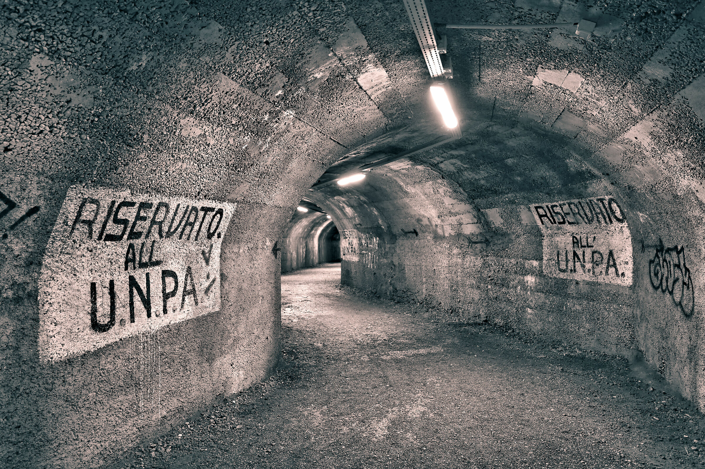 River, anti-aircraft shelters