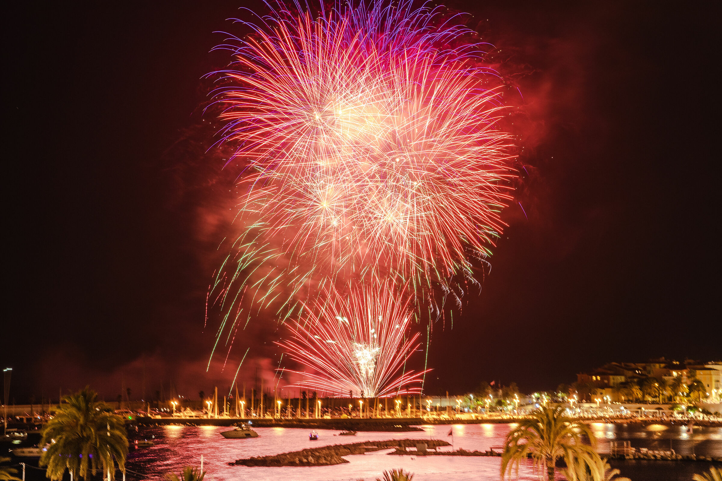August 15 in French Riviera - Fireworks!