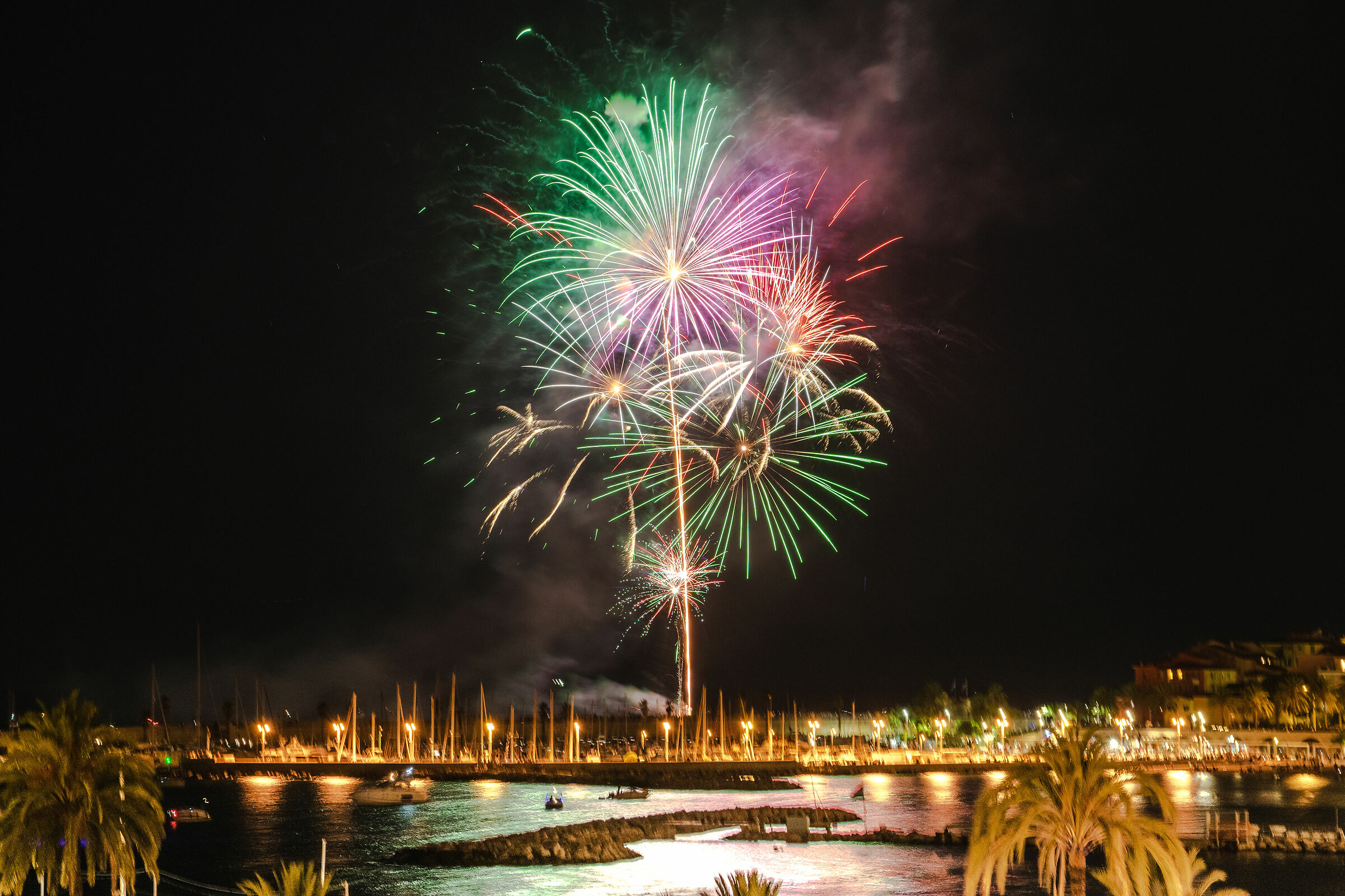 August 15 in French Riviera - Fireworks!
