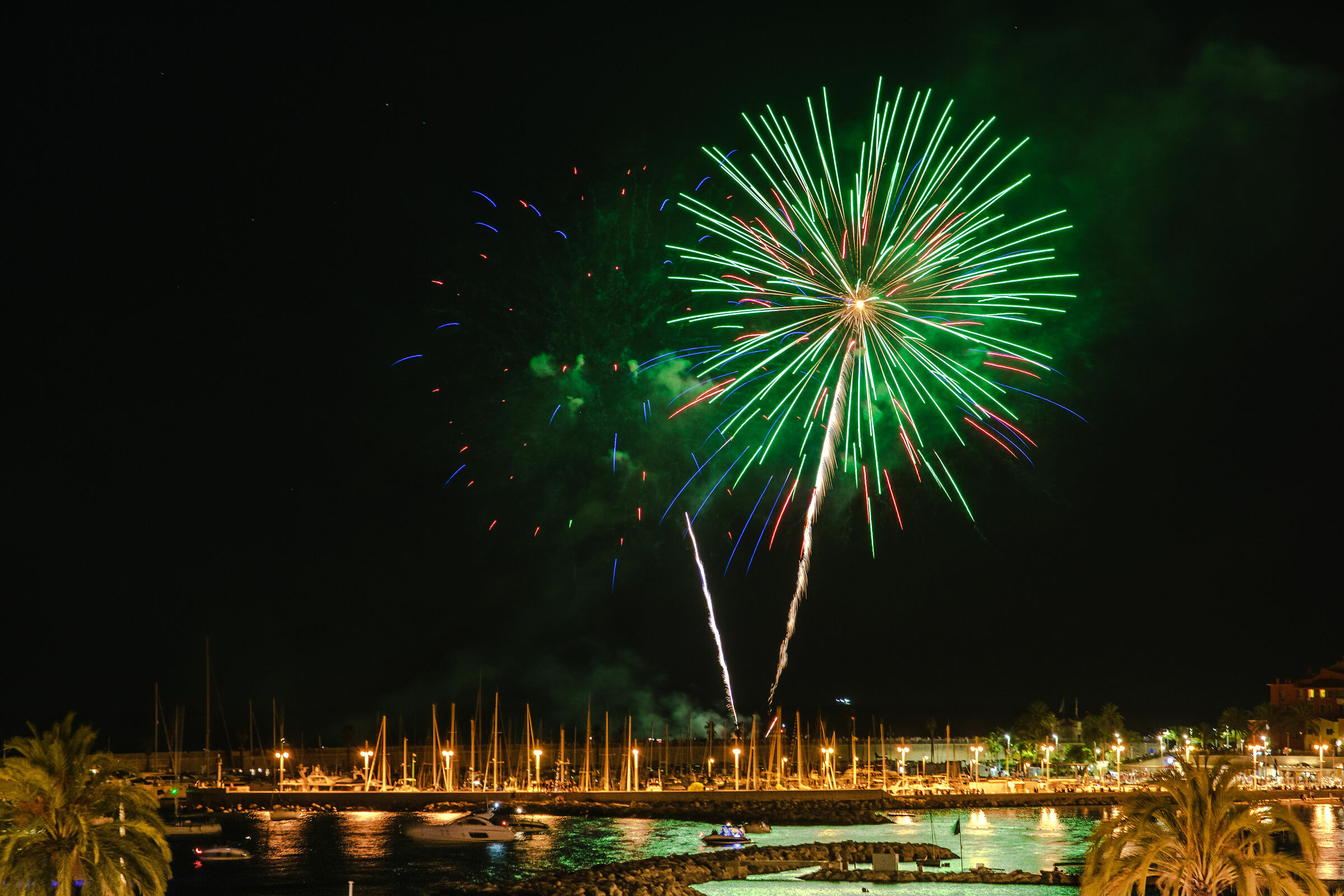 August 15 in French Riviera - Fireworks!
