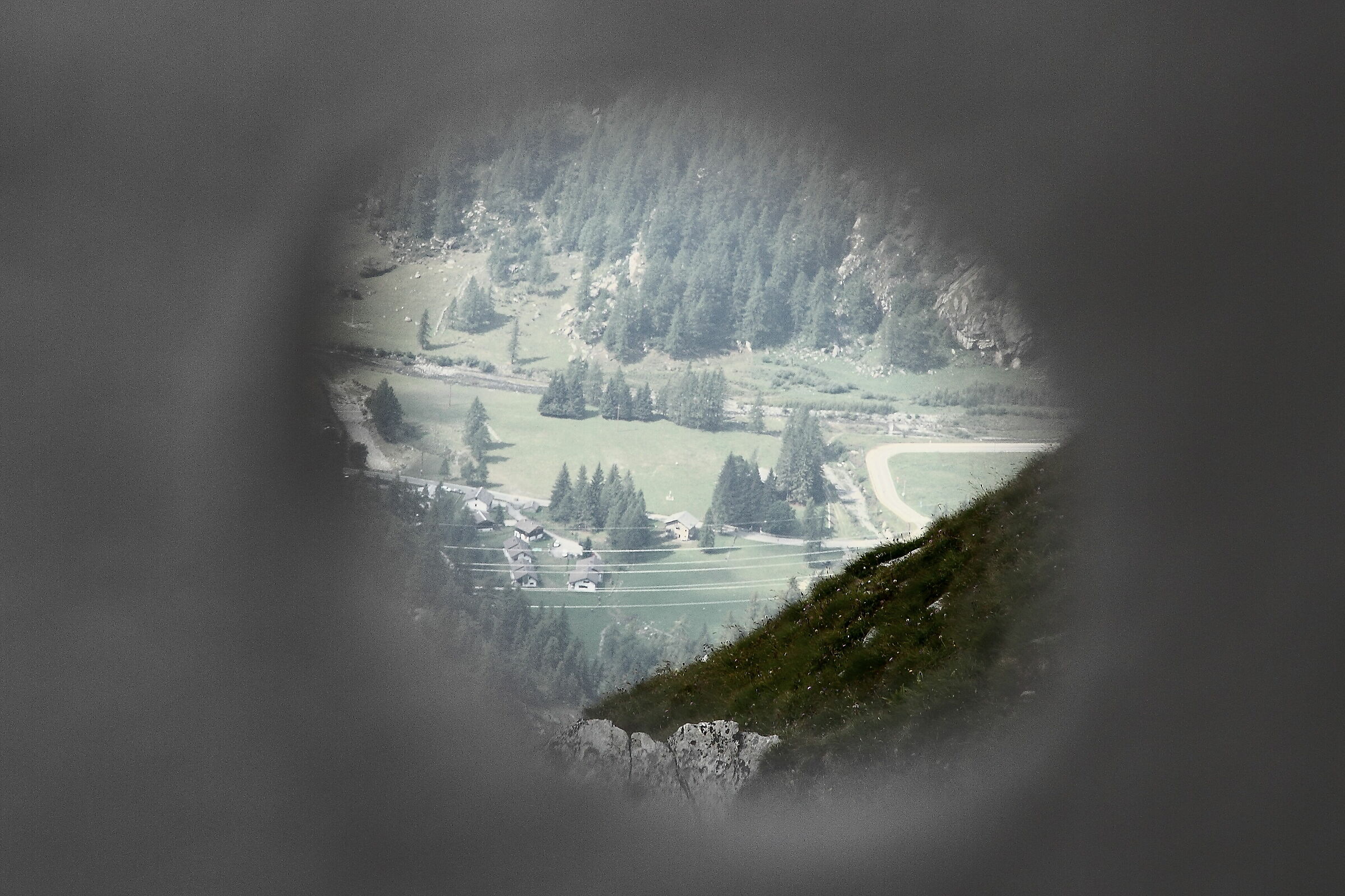 Vedo Pianprato da un oblo'..mi annoio un po'..