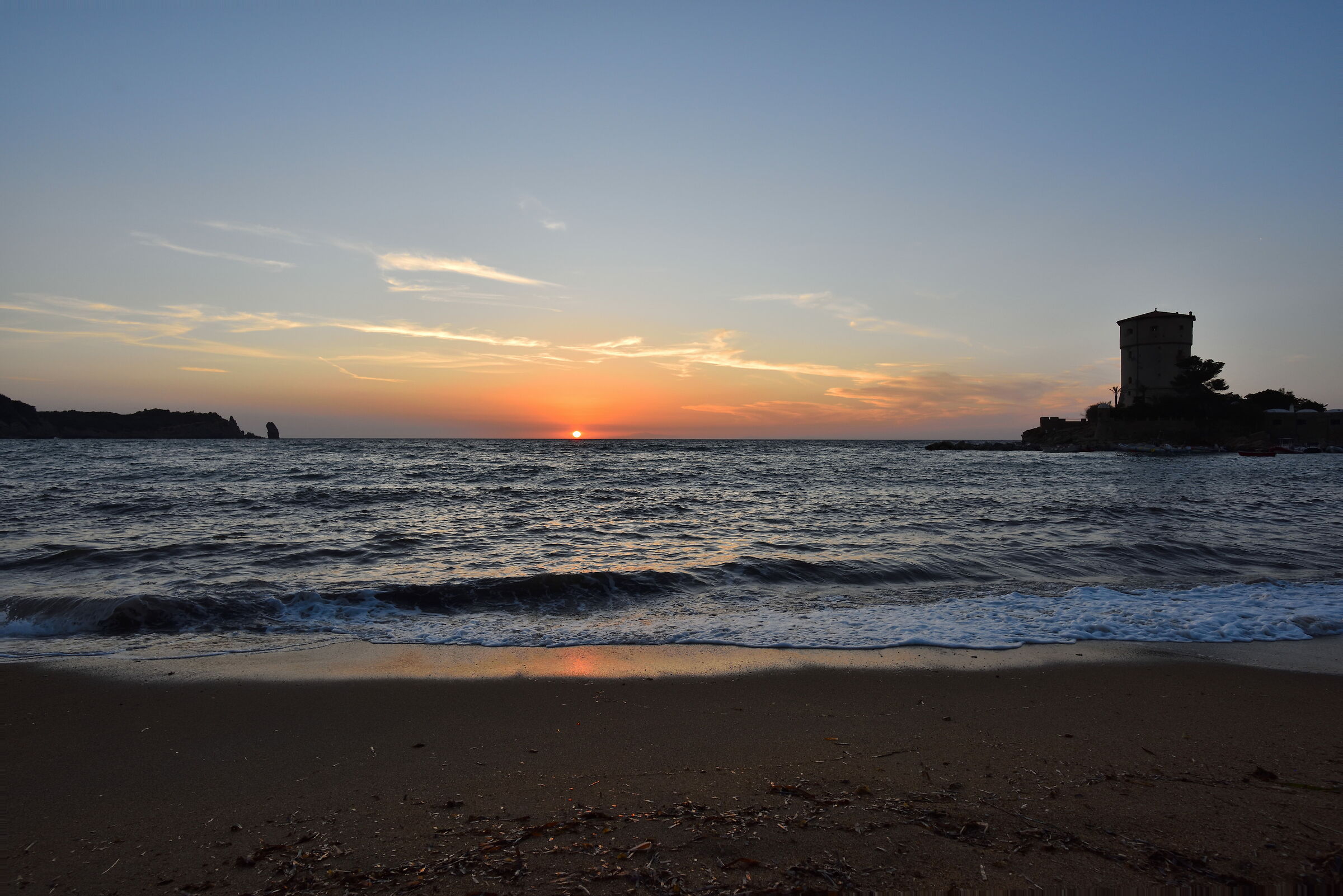 Tramonto sulla torre