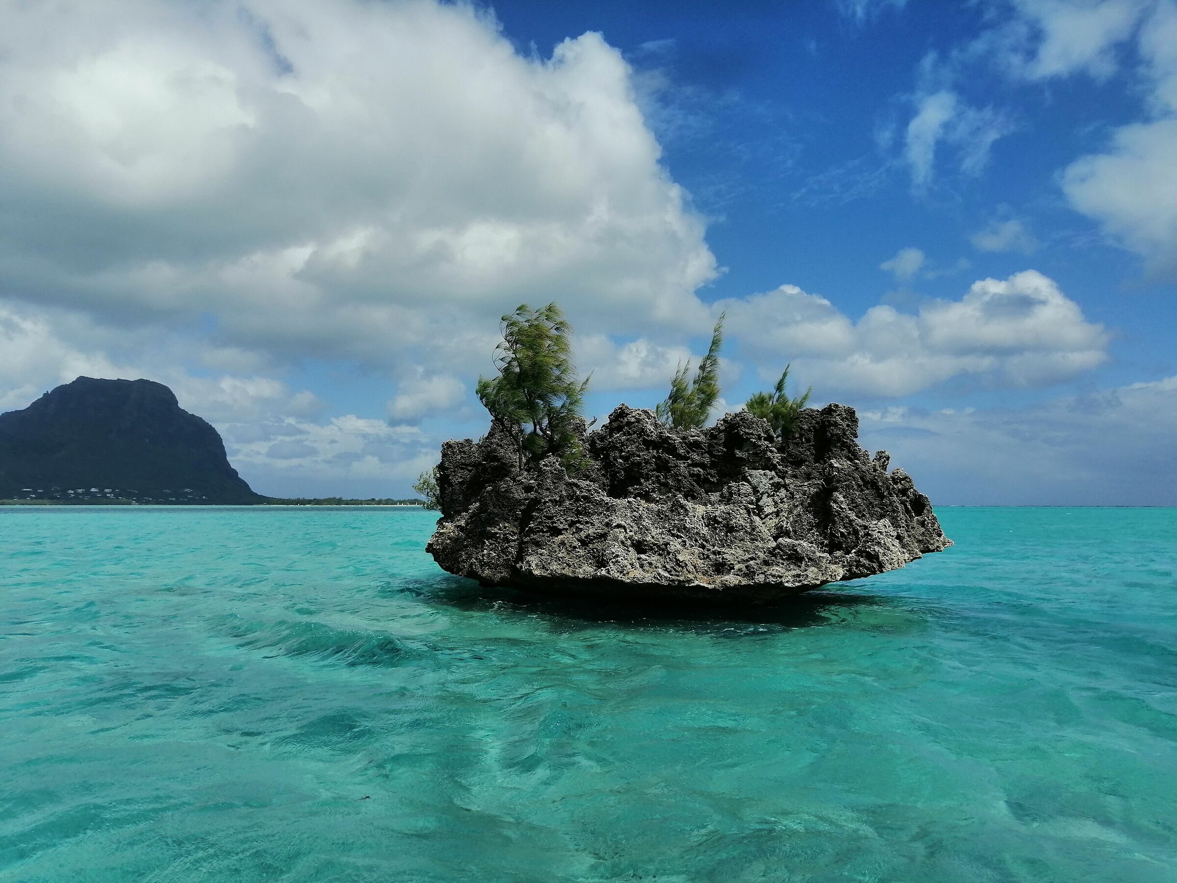 Crystal Rock, Mauritius