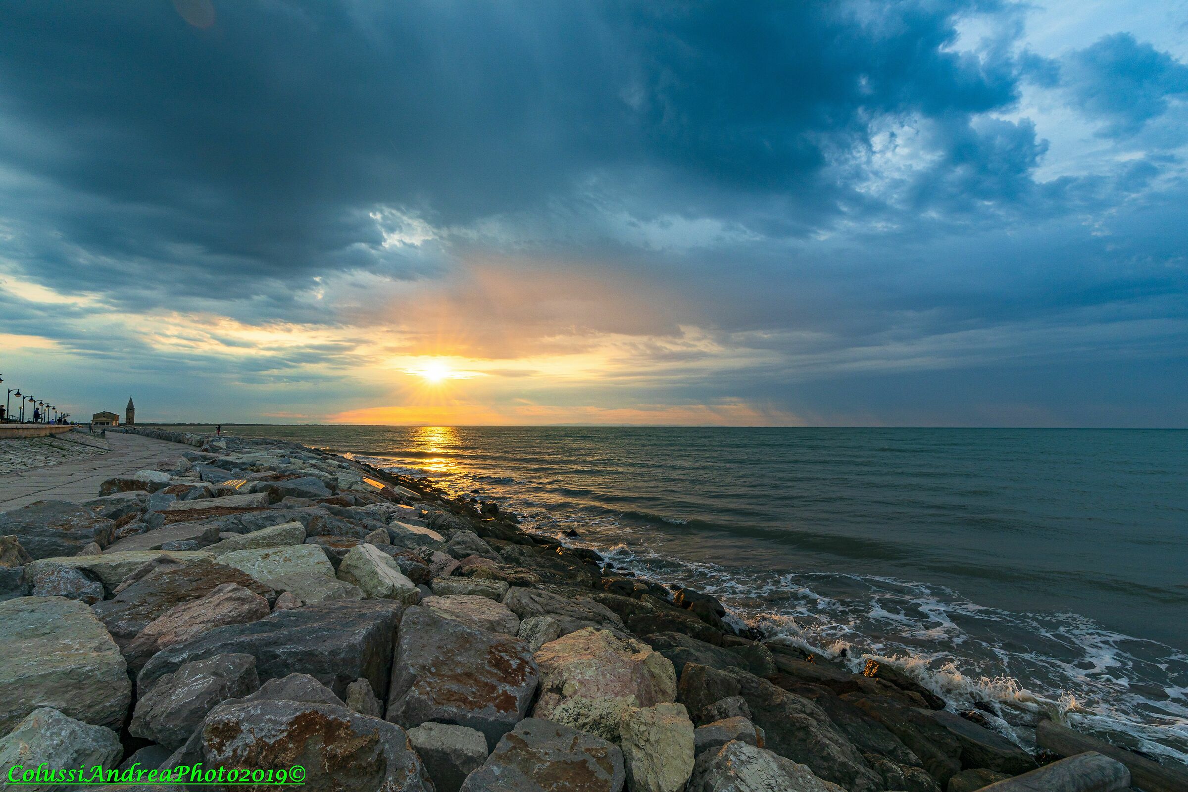 nasce il sole a caorle