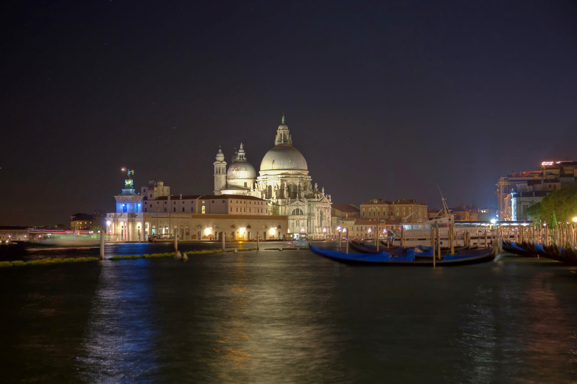 Venetian night