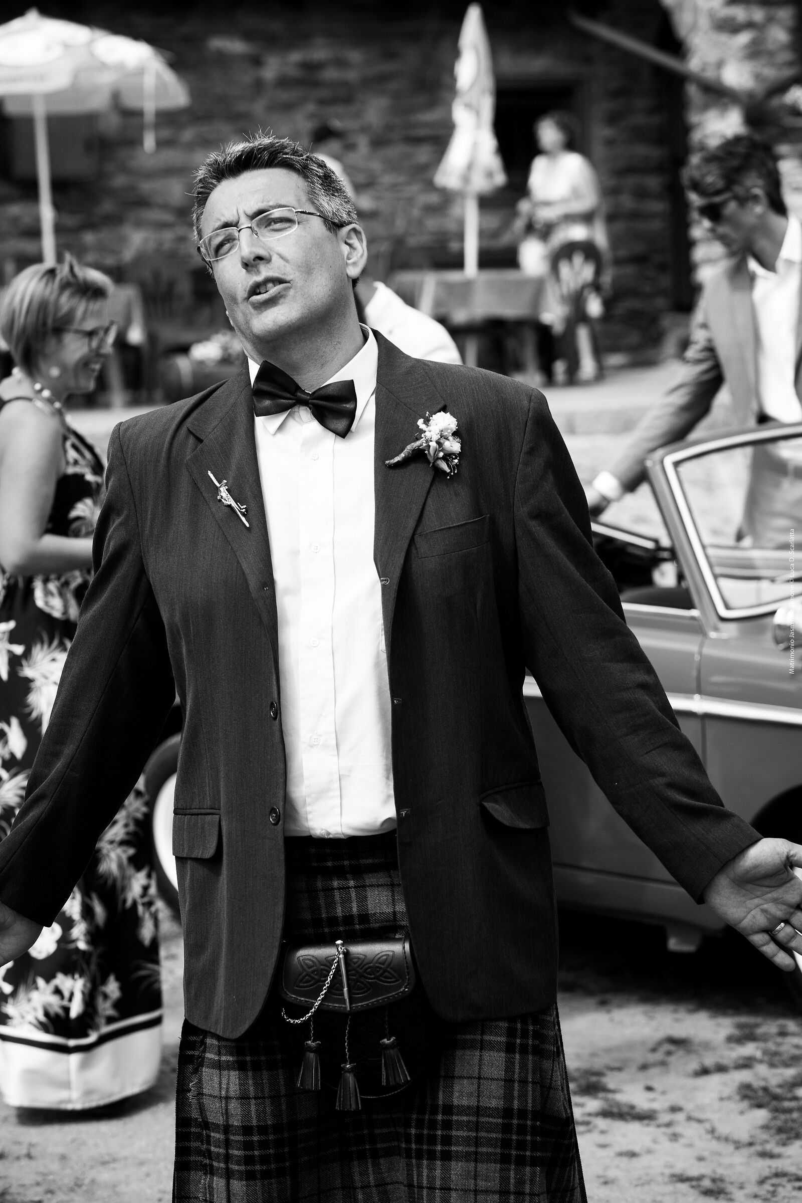 Basta foto.. andiamo a mangiare! (Padre della sposa)