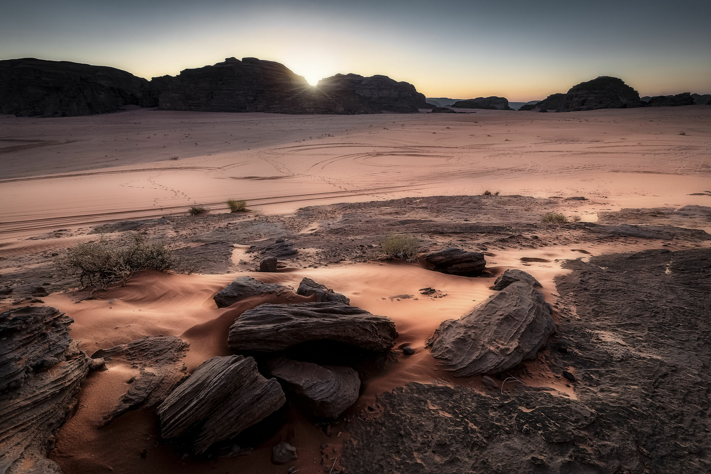 First lights in Wadi Rum