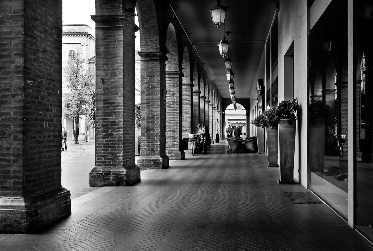 Il porticato del paese