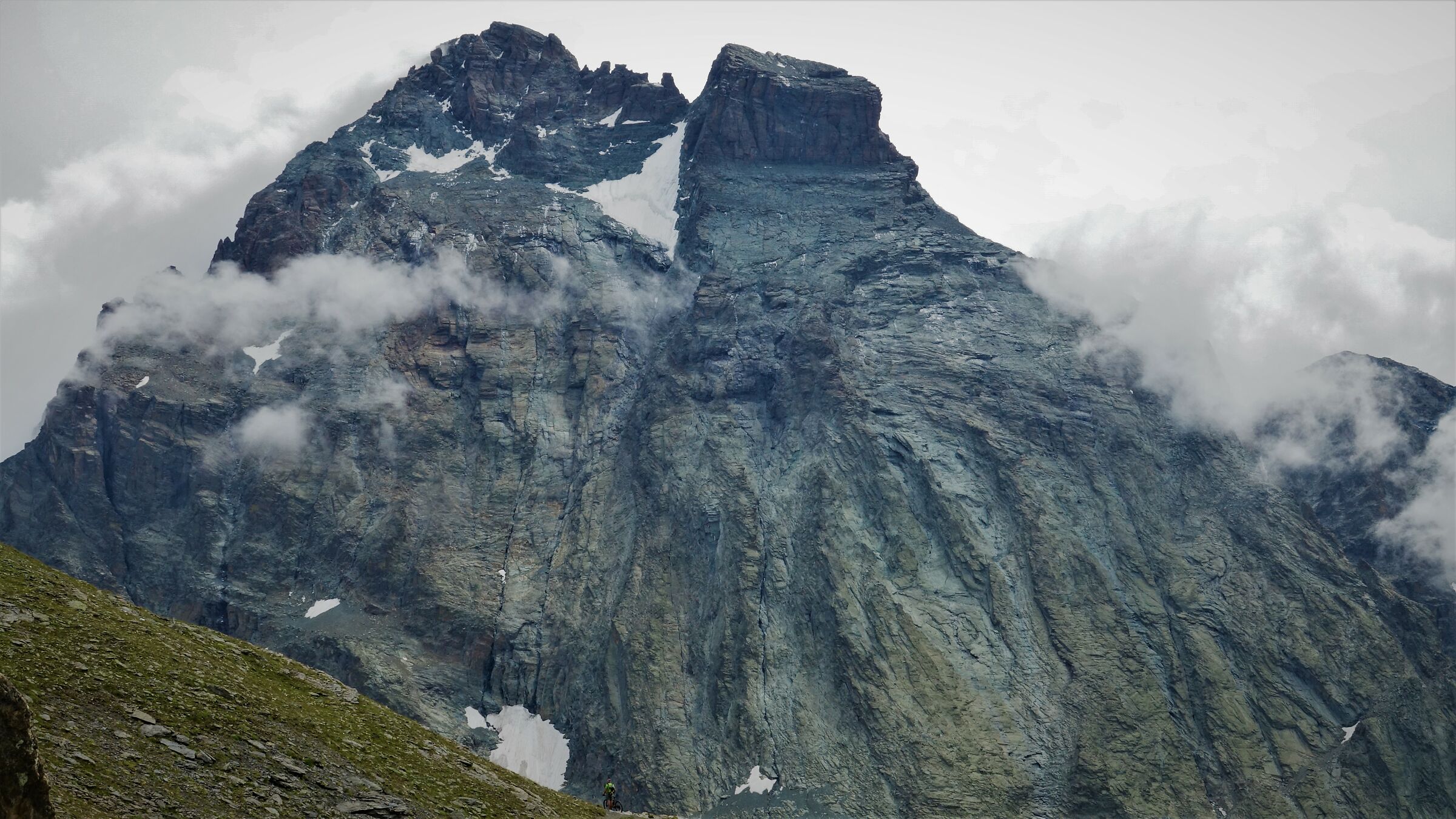 Monviso... OVEST wall