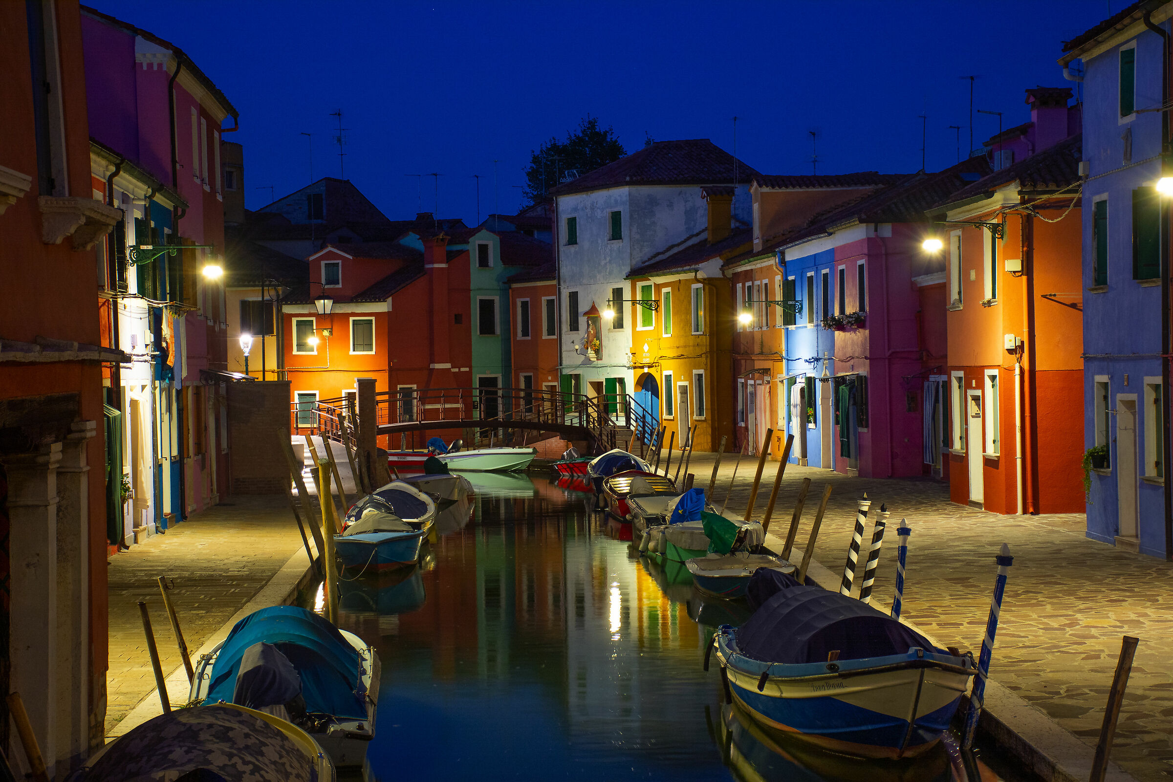 burano by night
