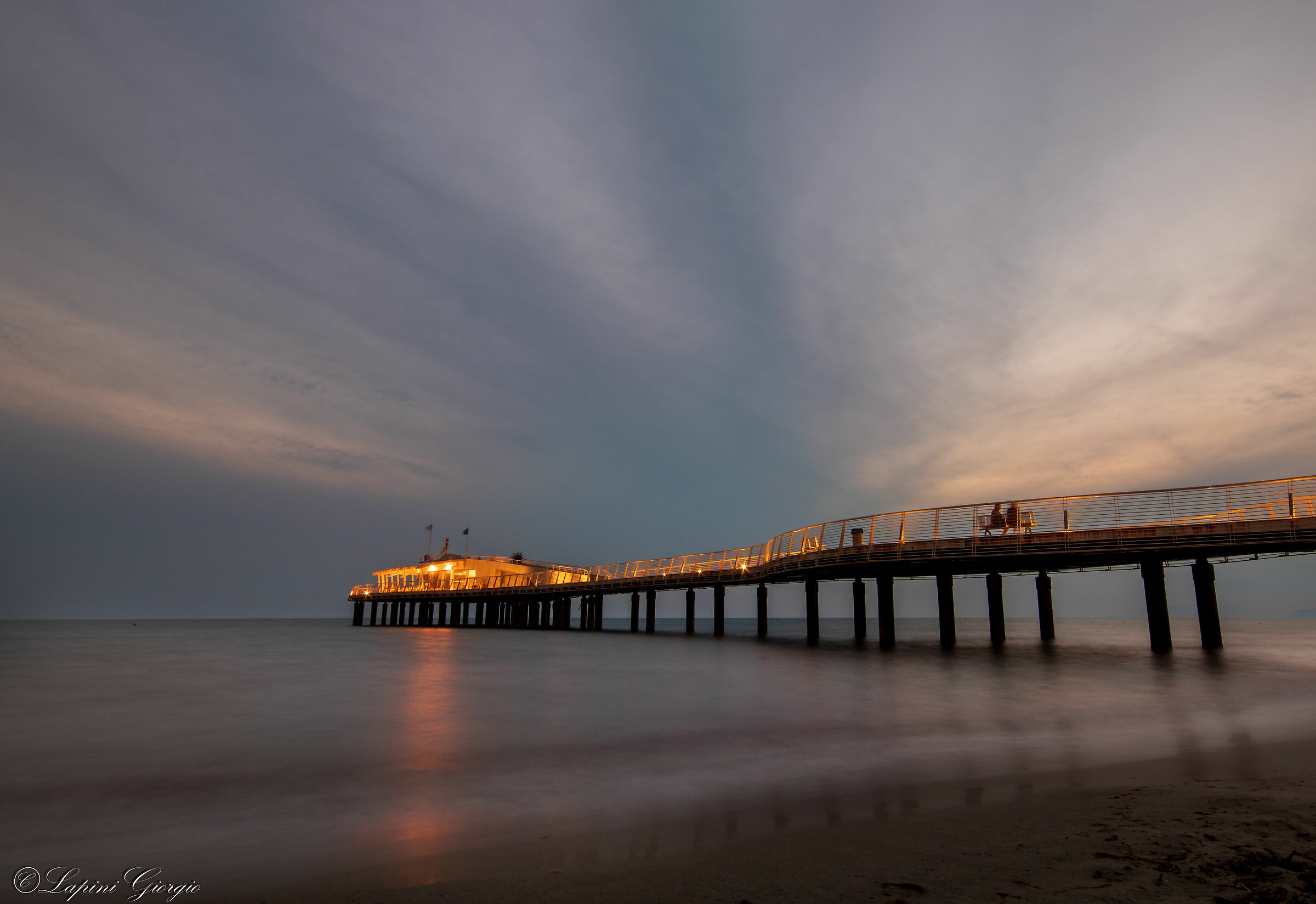 Il pontile al tramonto