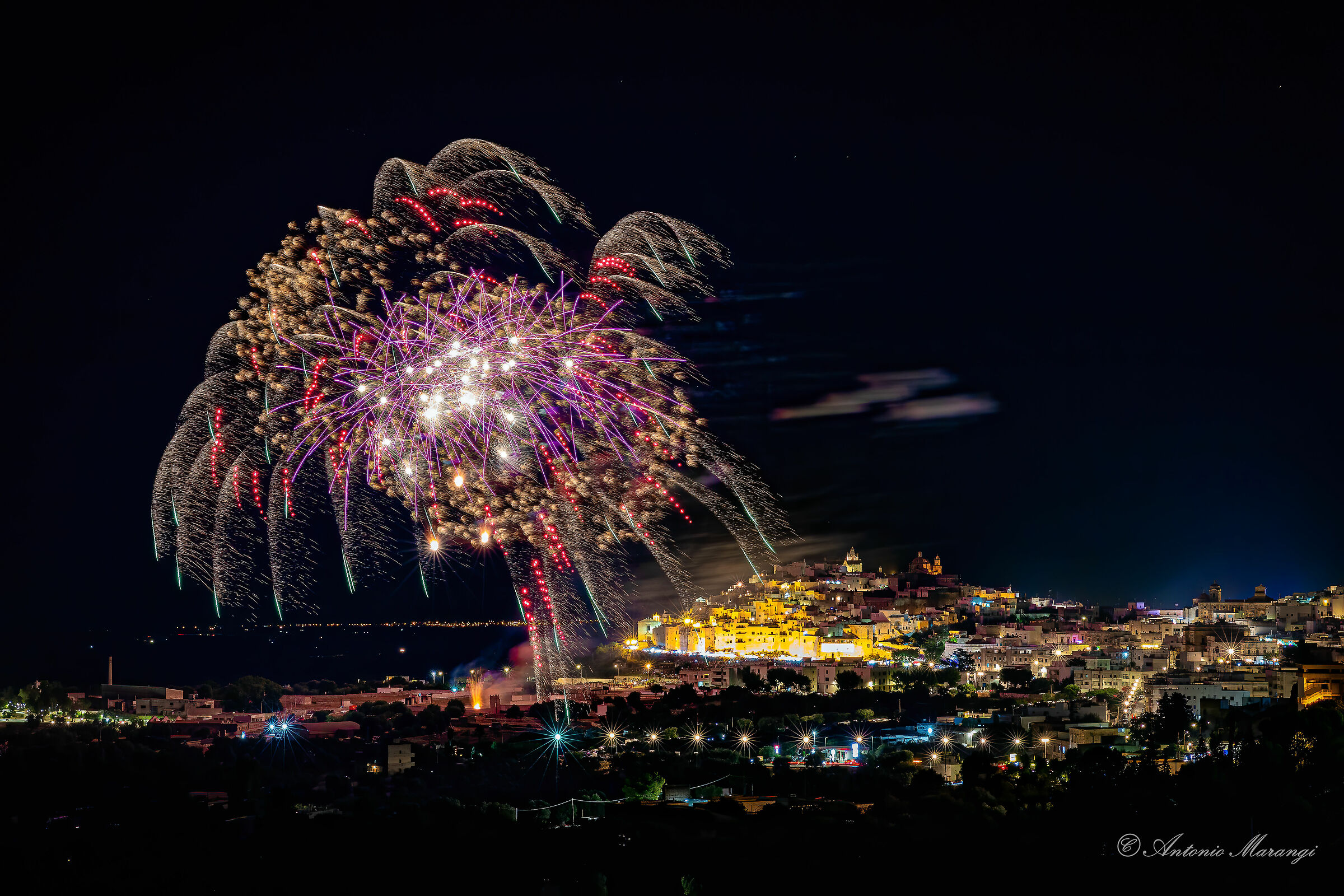 la citta' bianca colorata