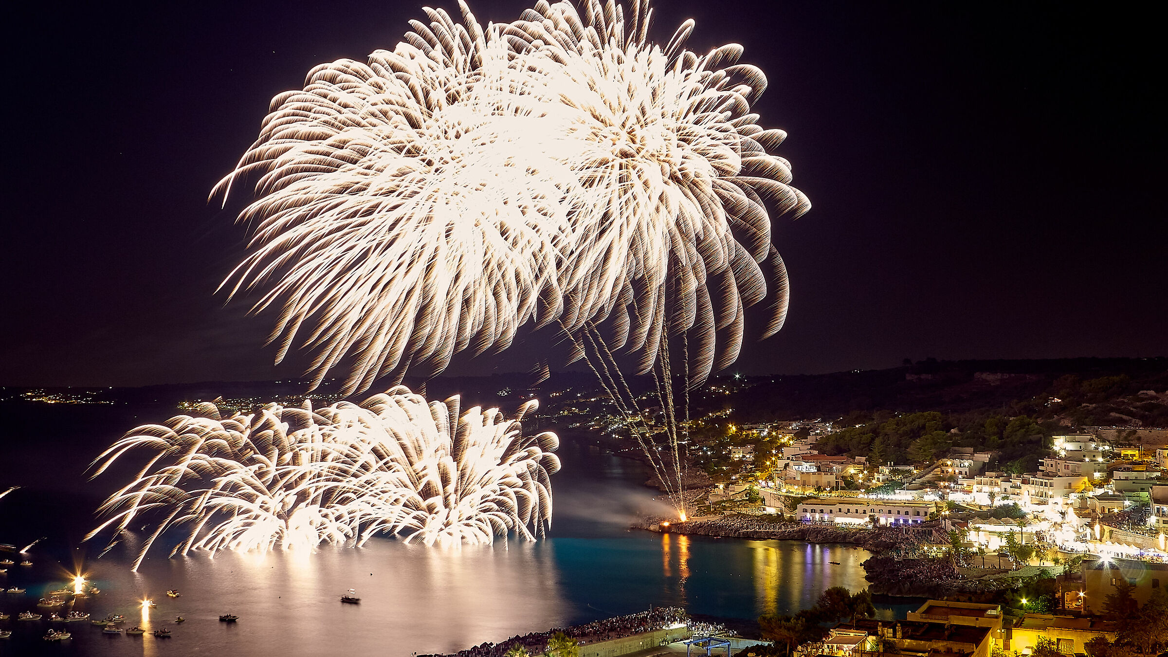 Castro (LE) - Fireworks at sea