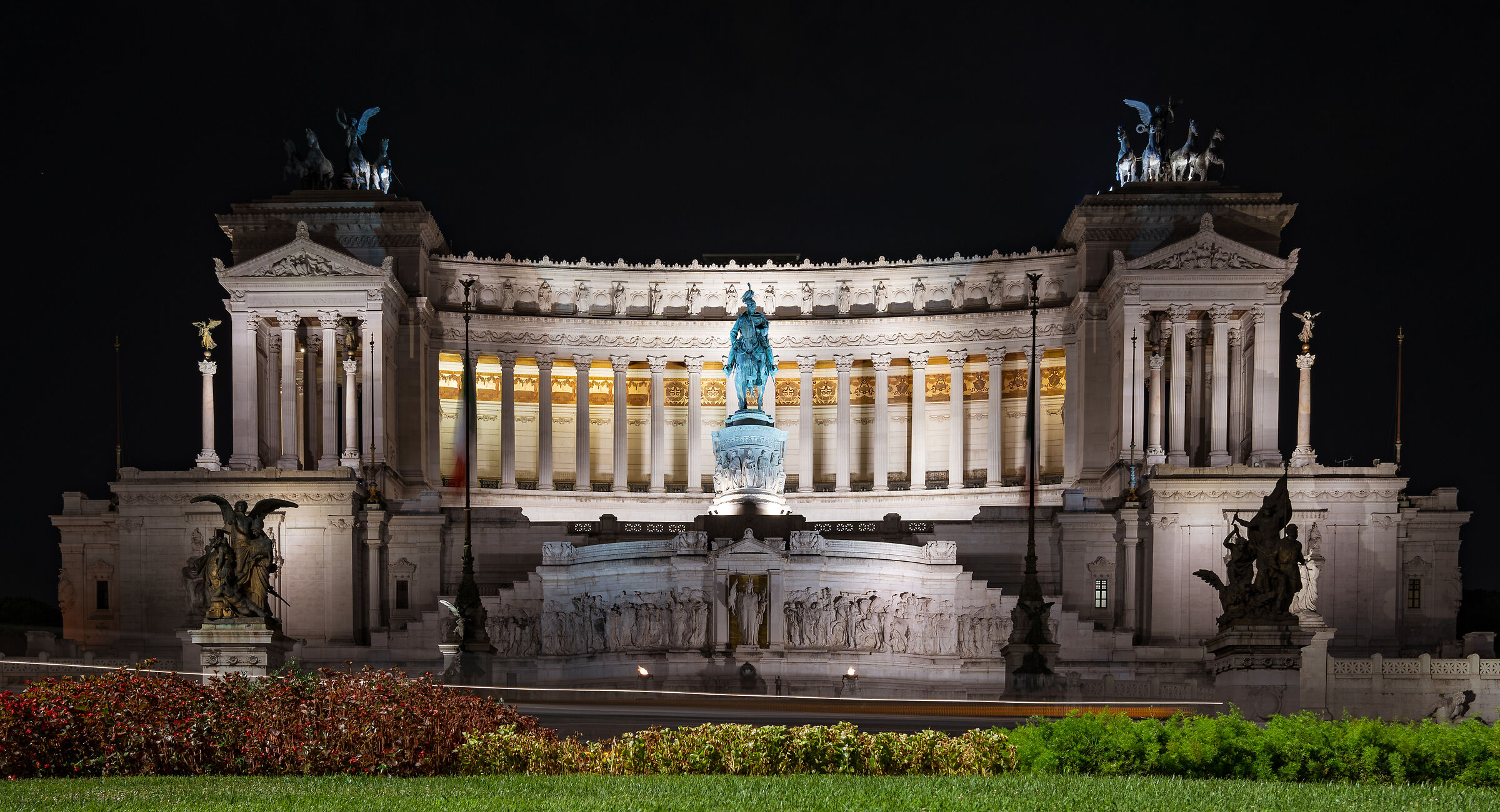 a7iii + FE 35 1.8 (F 8)