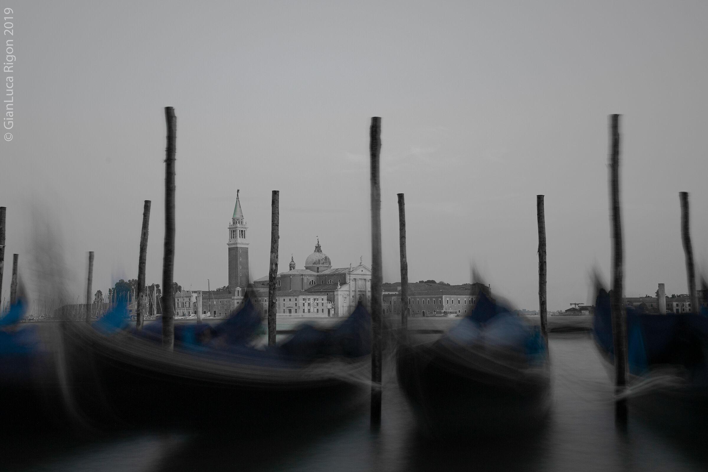 Gondolas in Venice (80s style)
