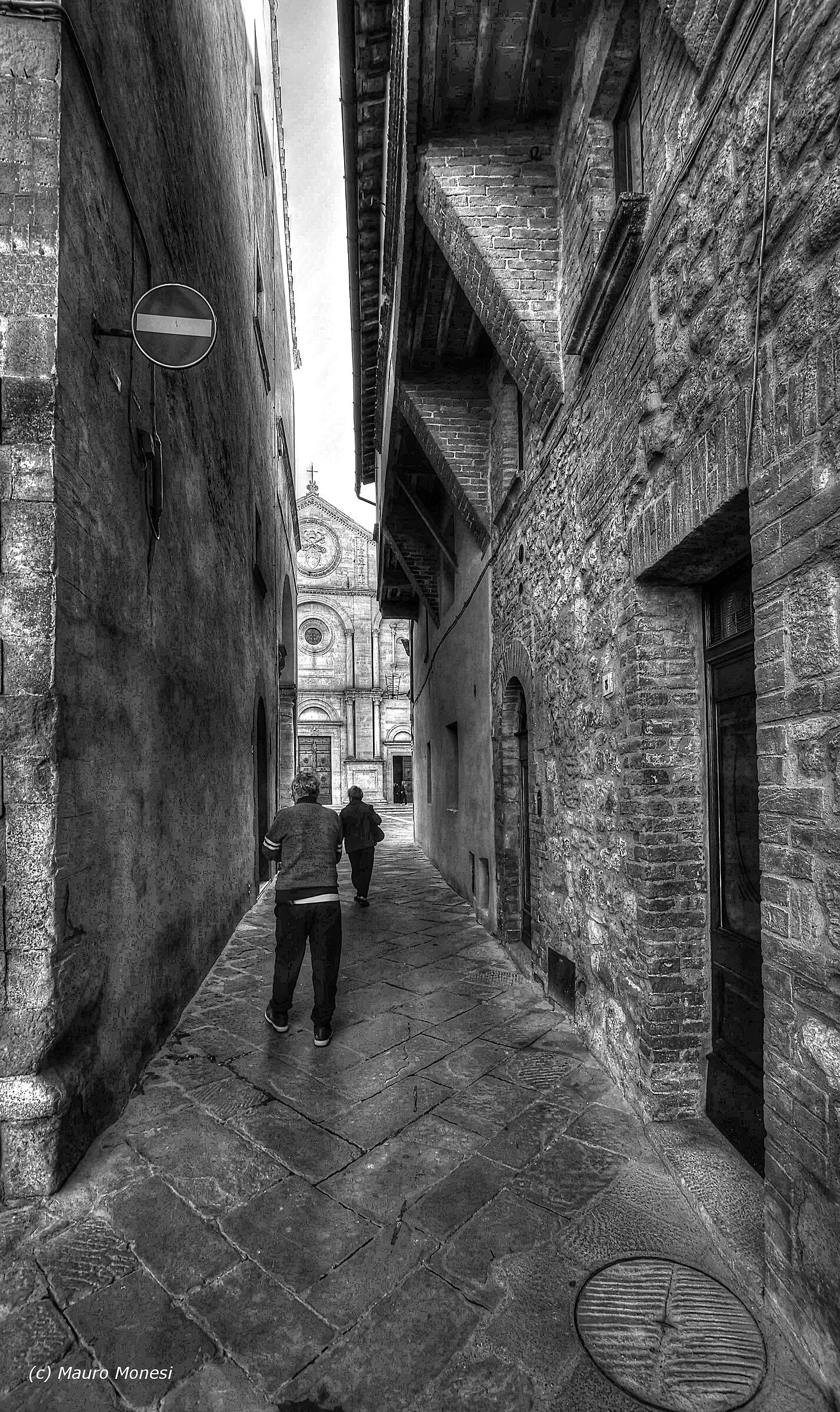 Tra i vicoli di Pienza