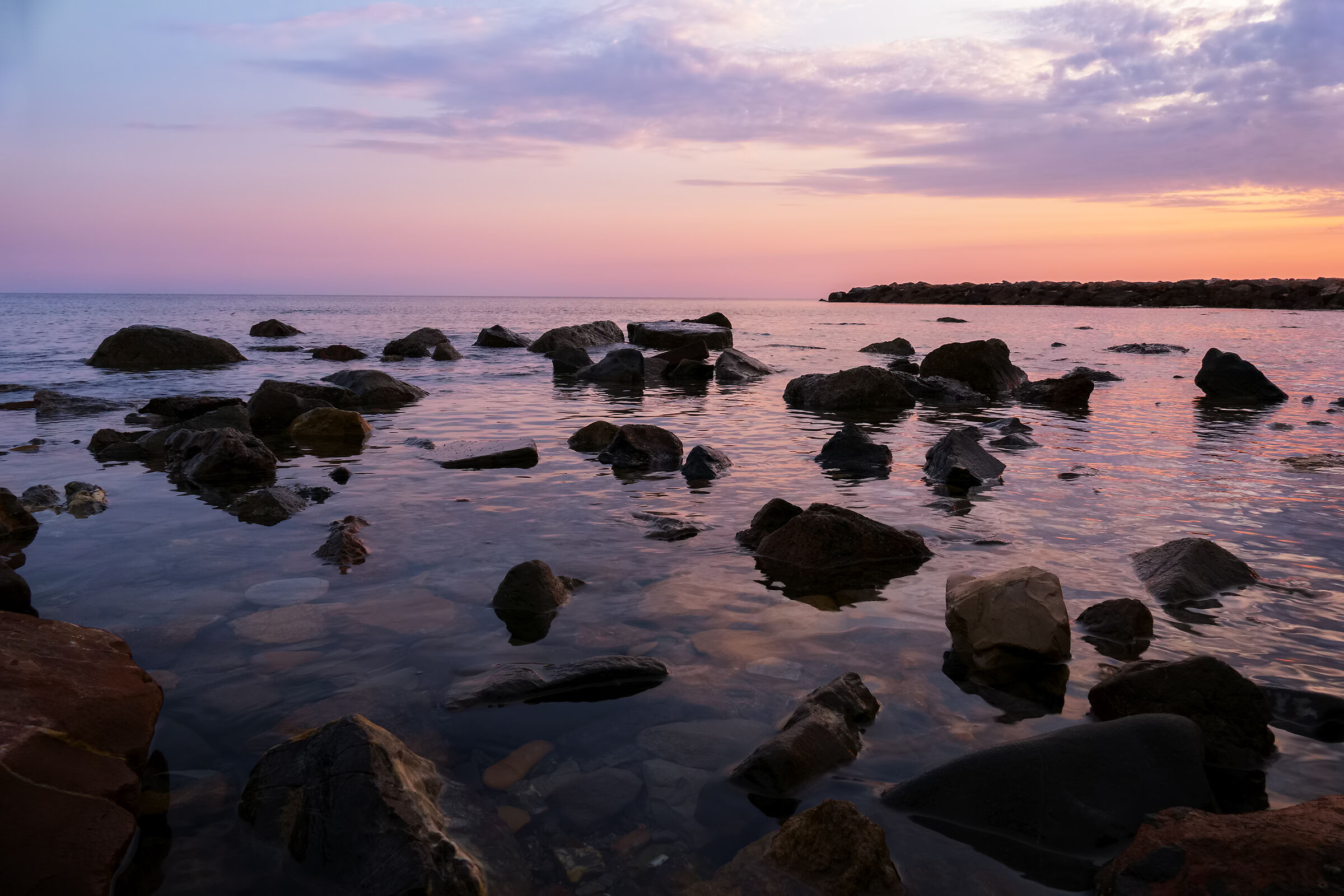 The calm sea of the evening