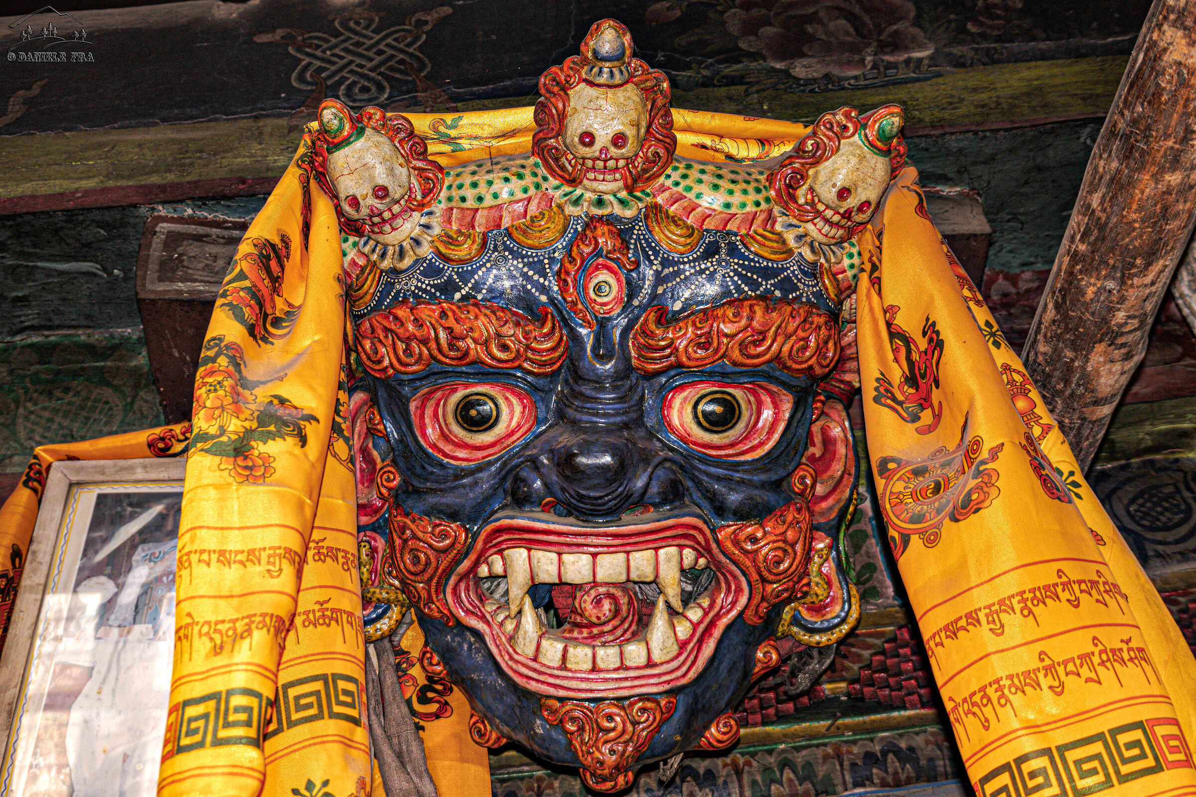 Maschera nel Monastero di Muktinath