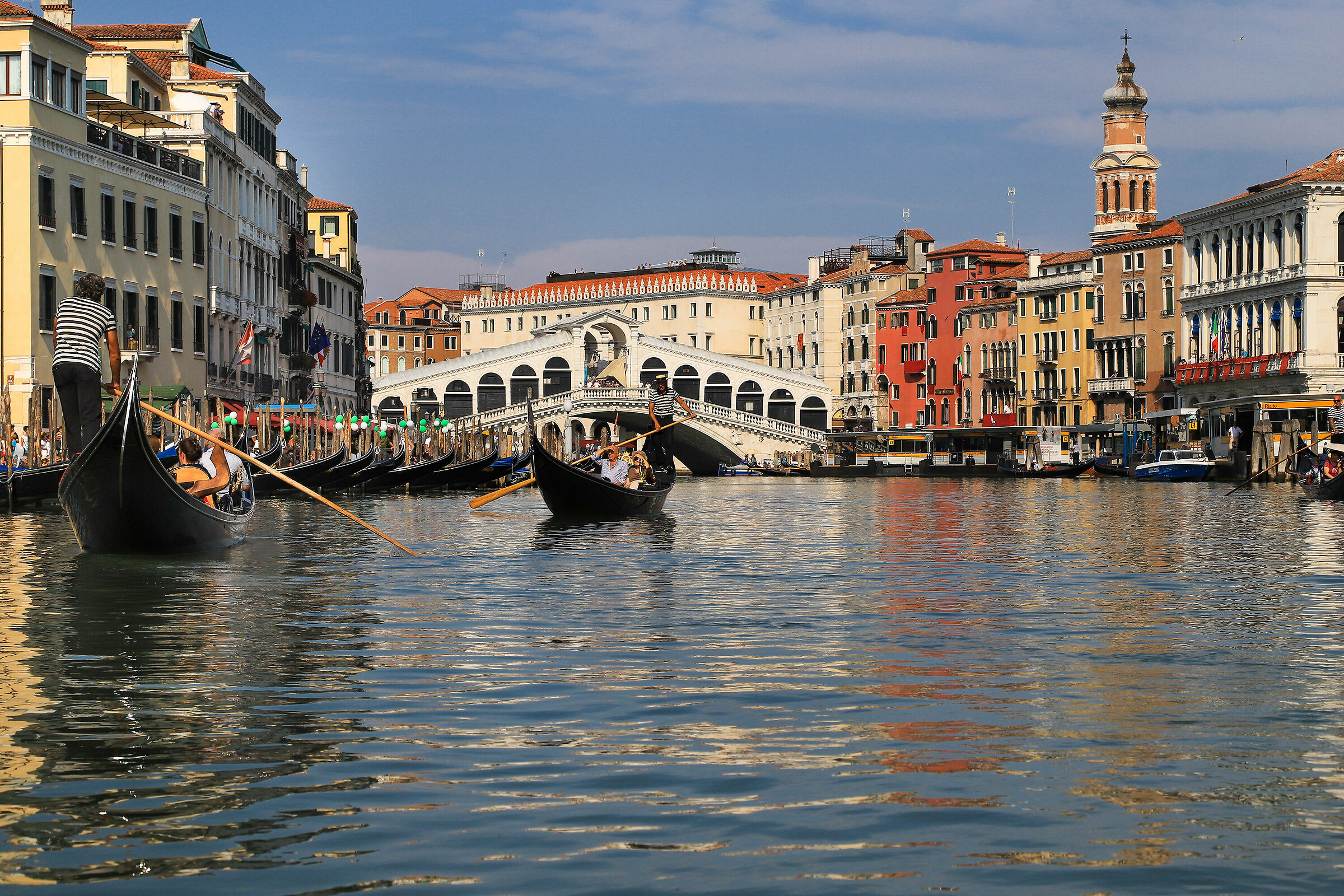 In Gondola verso Rialto, Prima della Regata Storica.