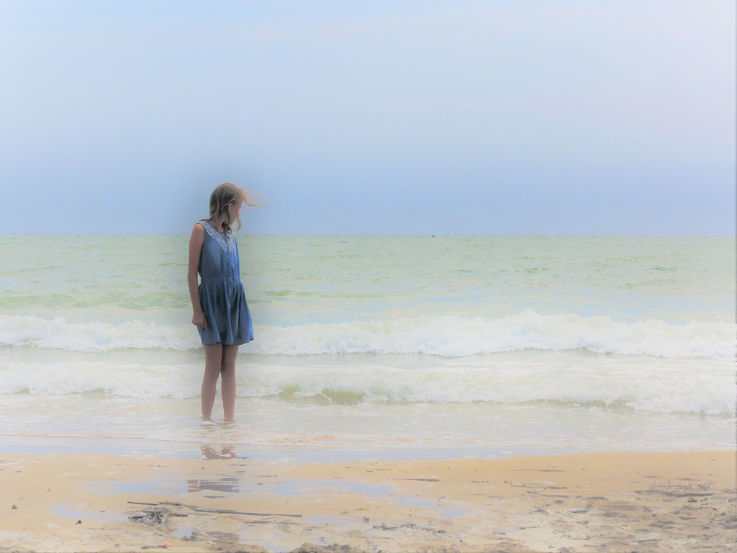 The empty space of waiting