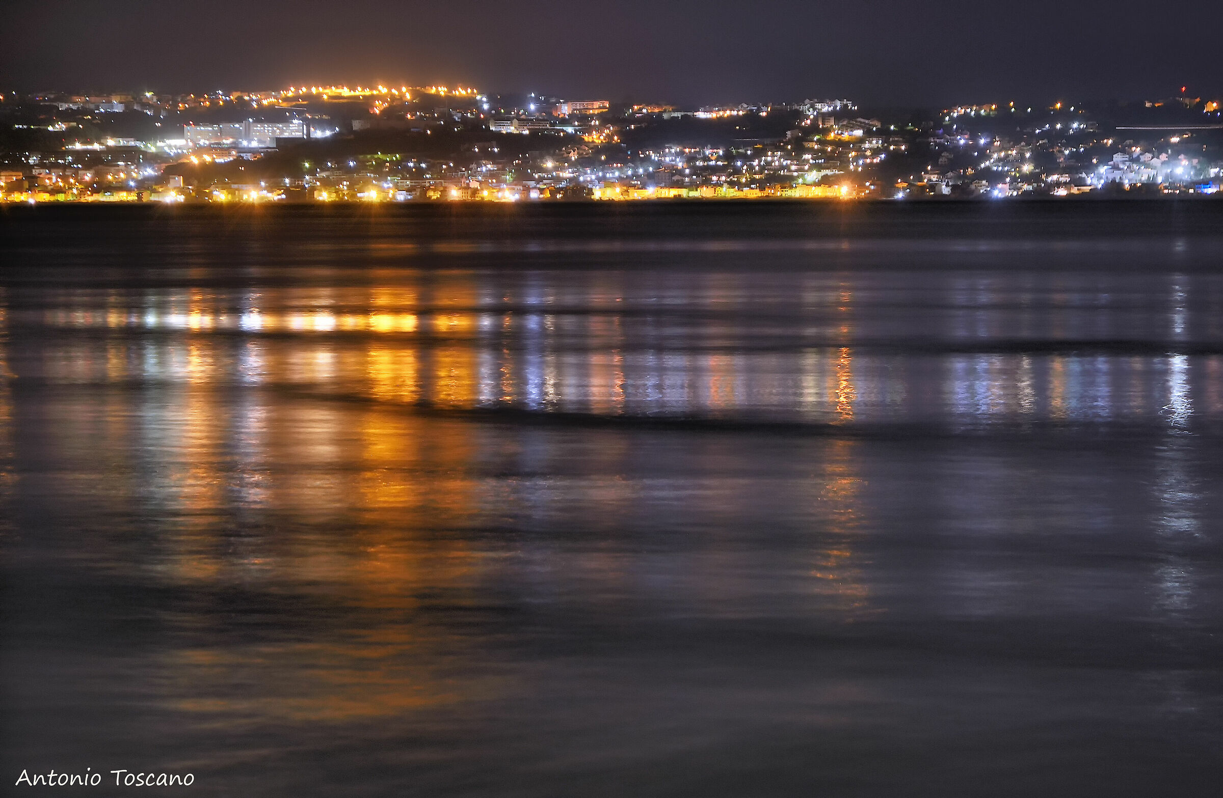 Riflessi tra Scilla e Cariddi