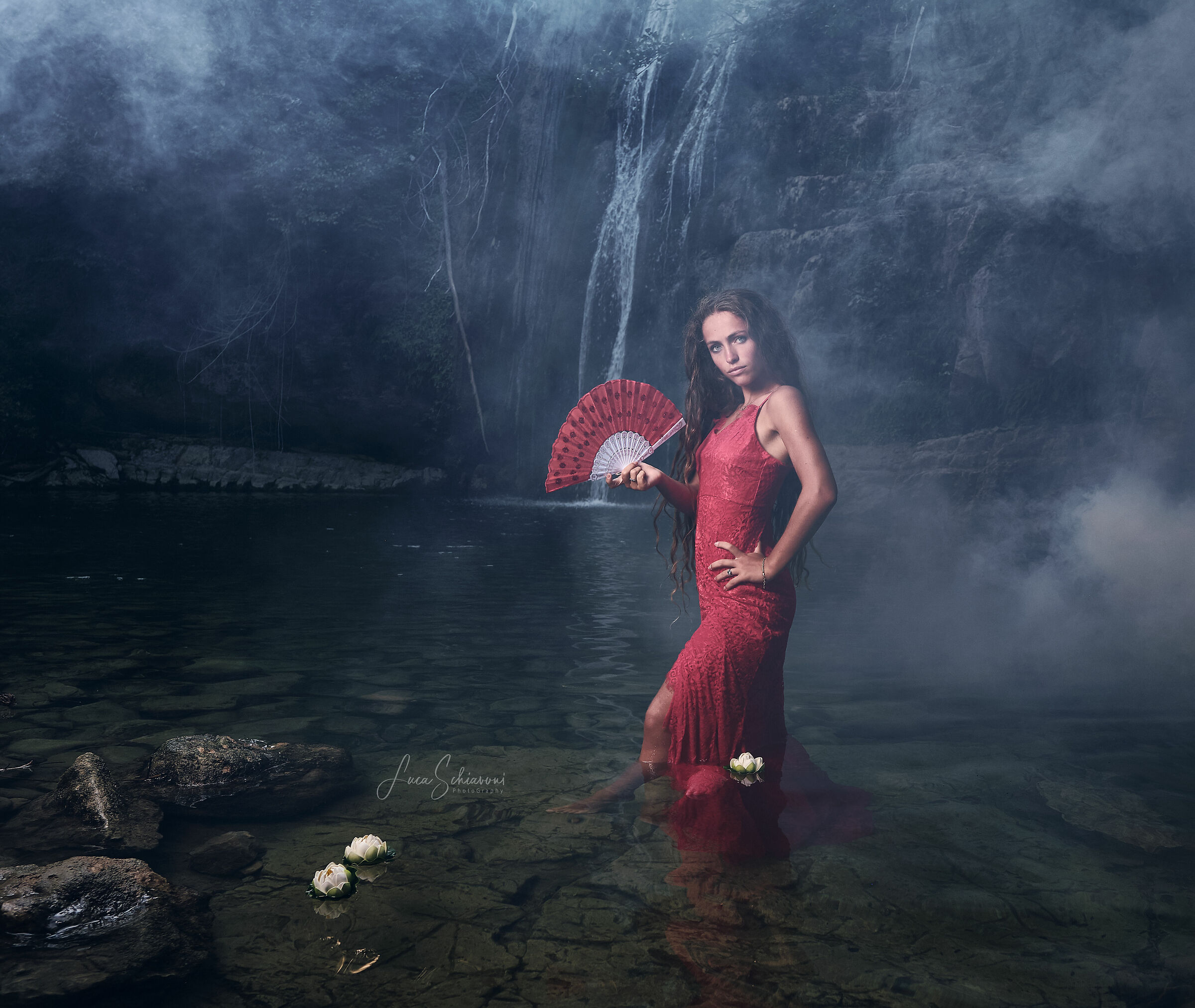 Red Smoking Queen