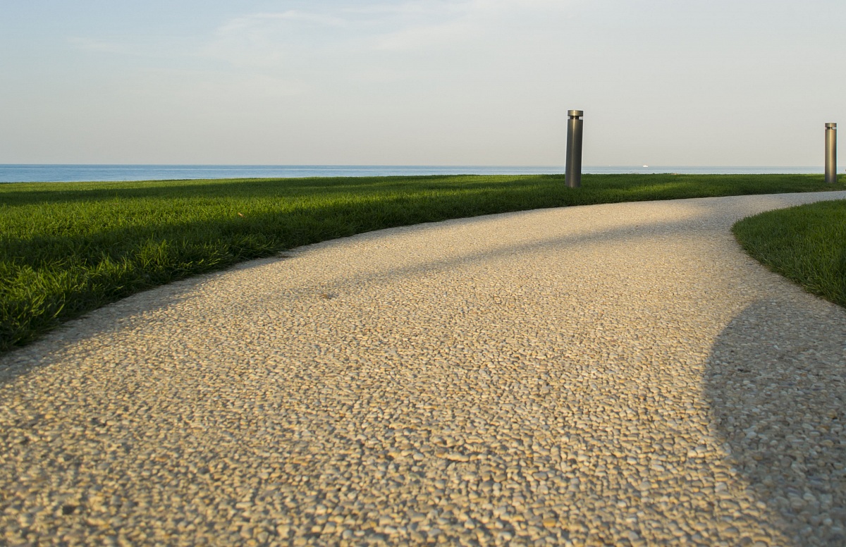 Curvando verso il mare