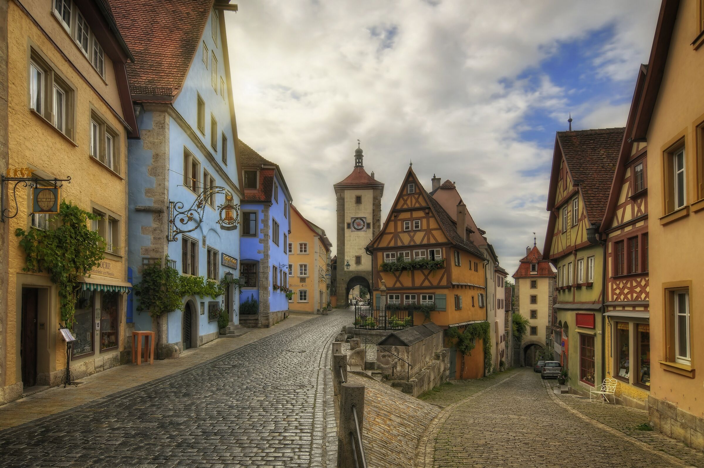 Pictorial perspective