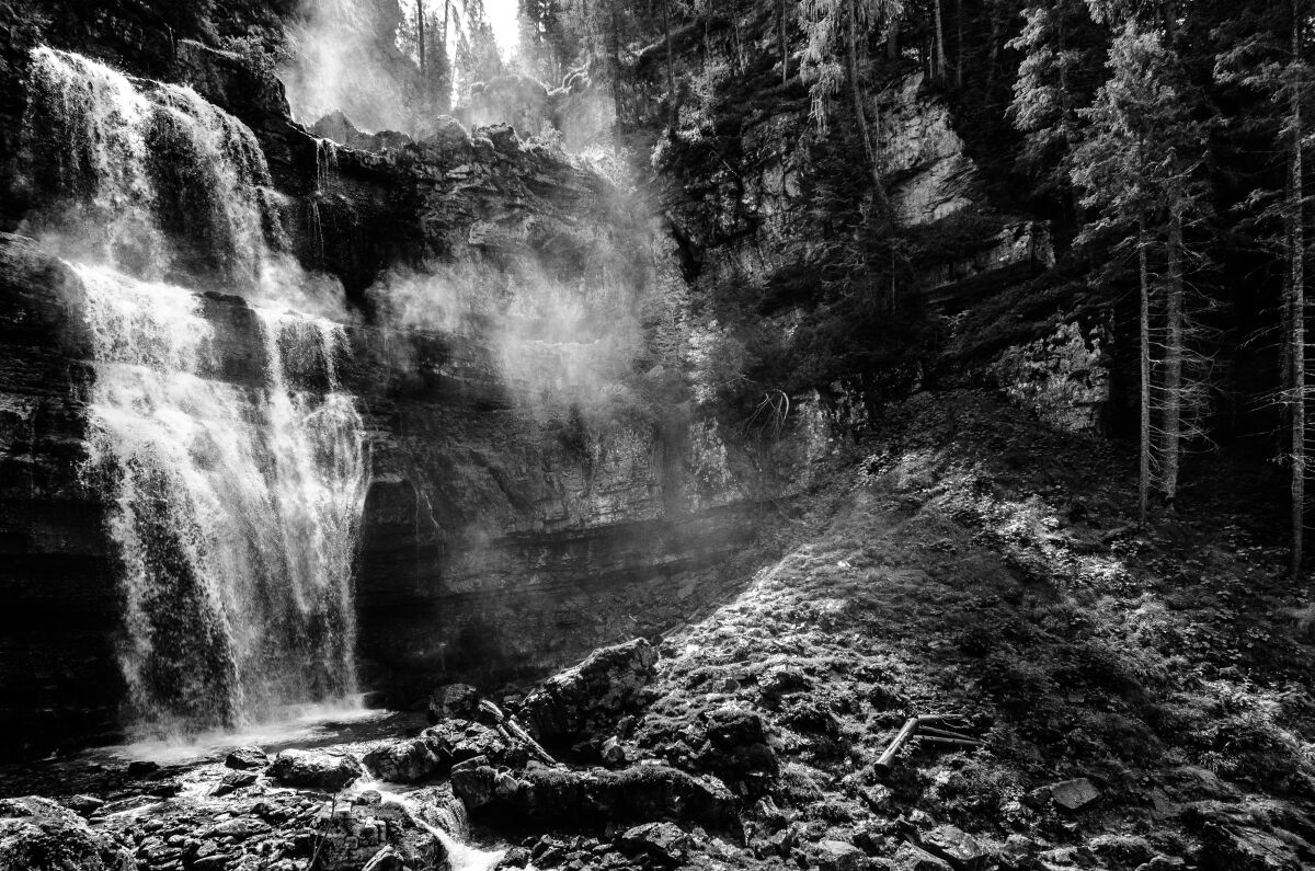 valley in the middle