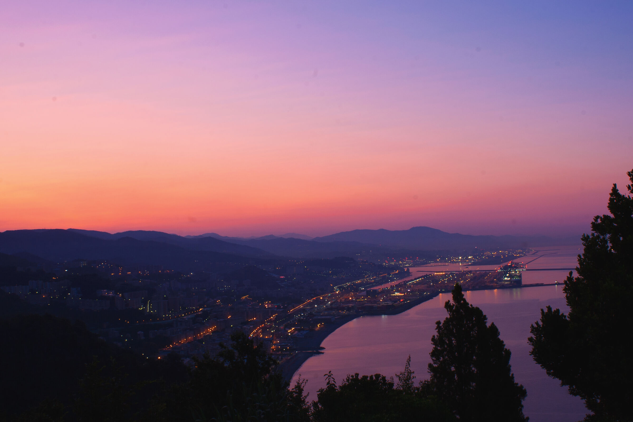 The dawn of the hottest day 25/07/2019