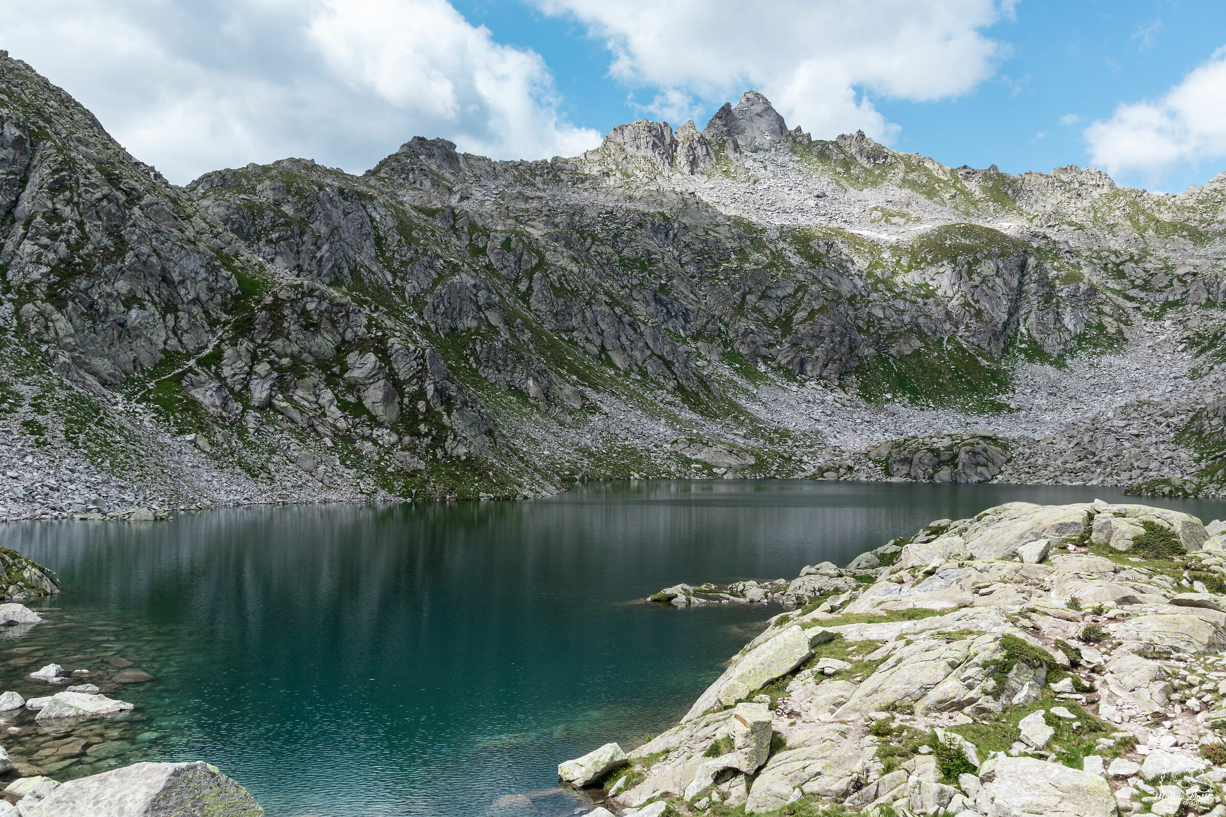 The lake in the mountain