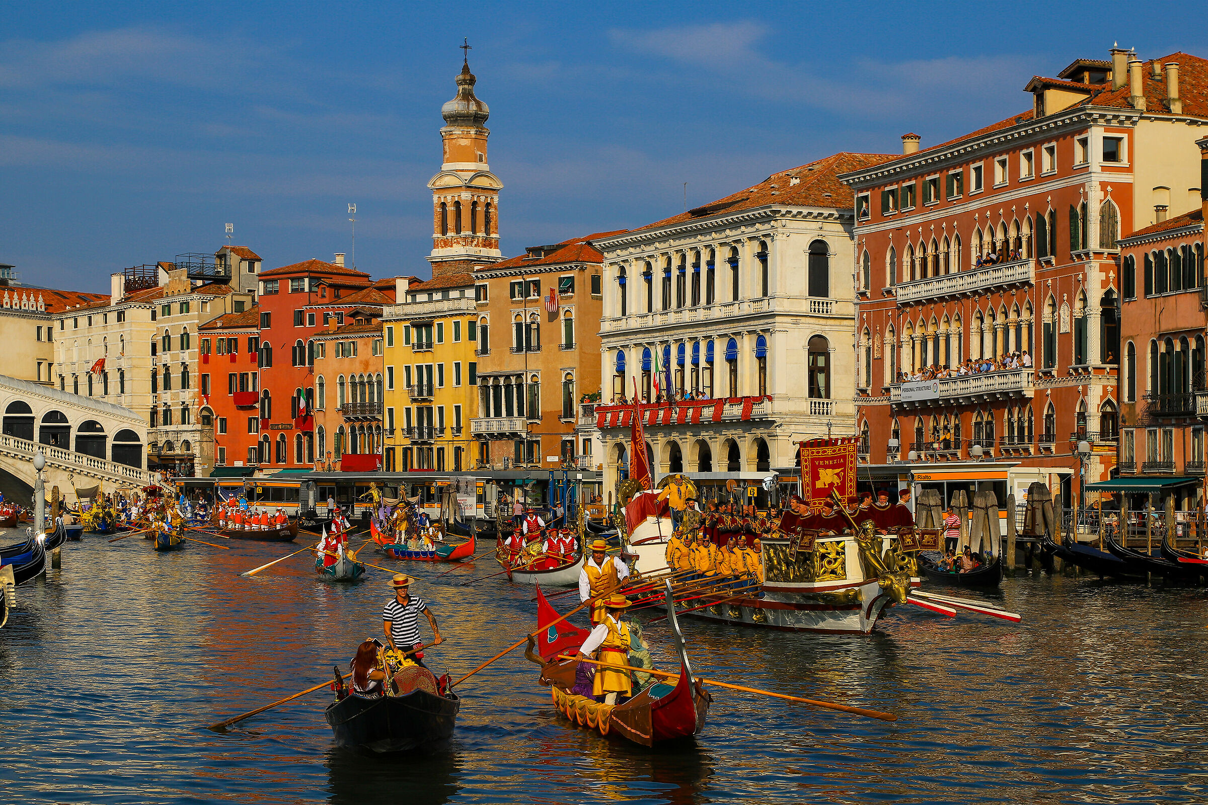 Here comes the Bucintoro, Here comes the Doge!