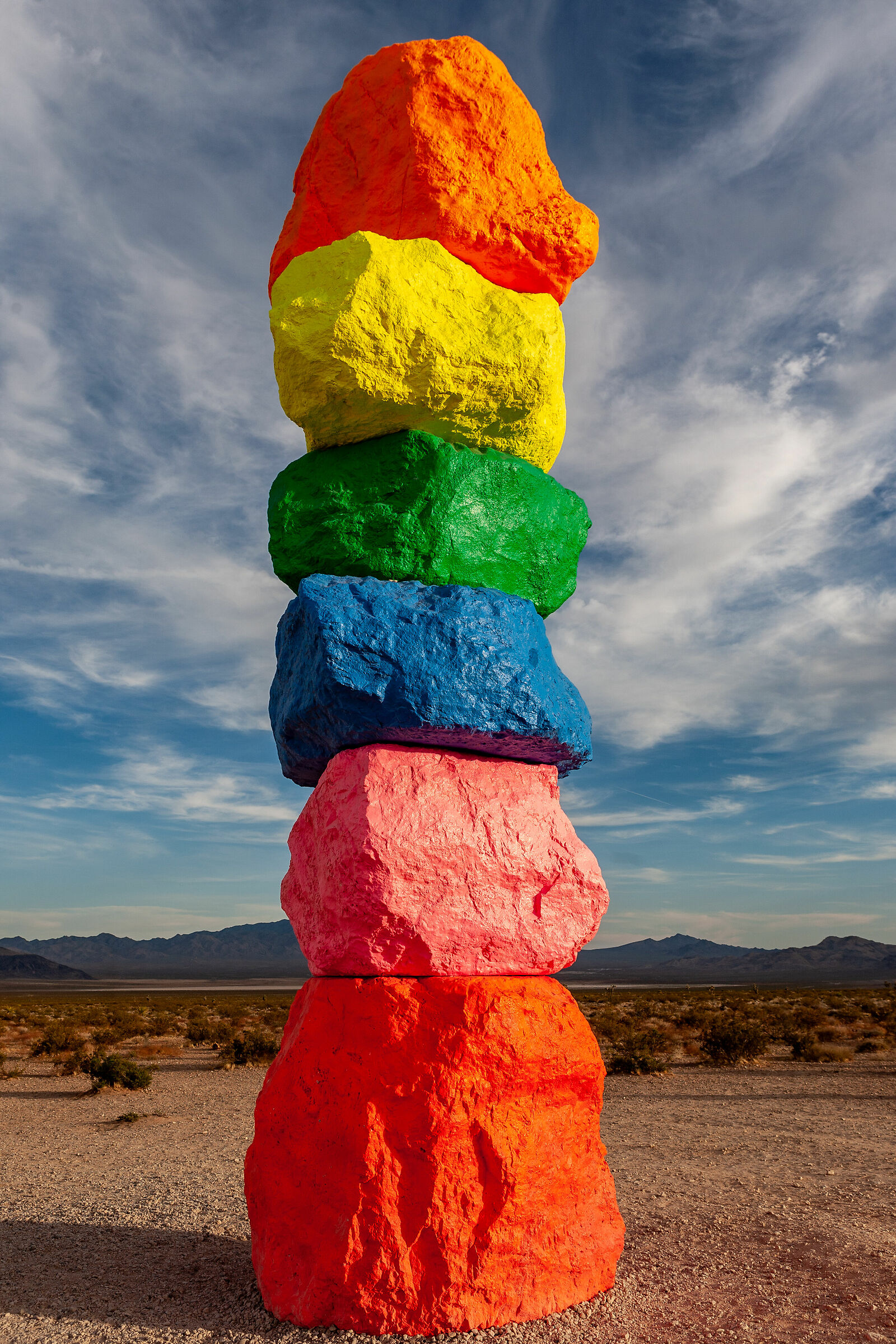 seven magic mountains (Nevada desert)