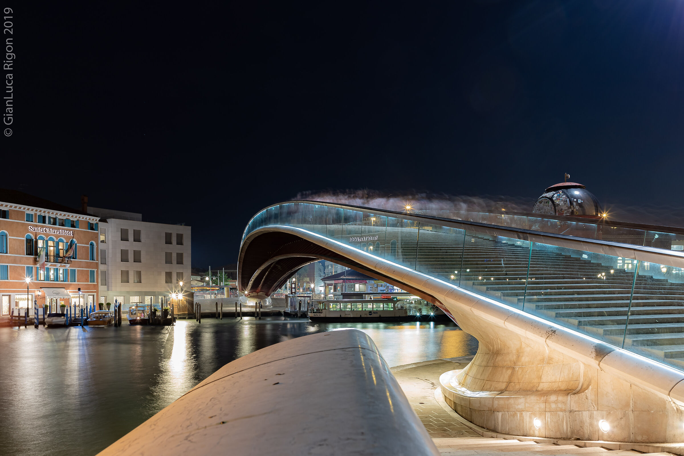 Bridge of the Constitution (Calatrava Bridge)