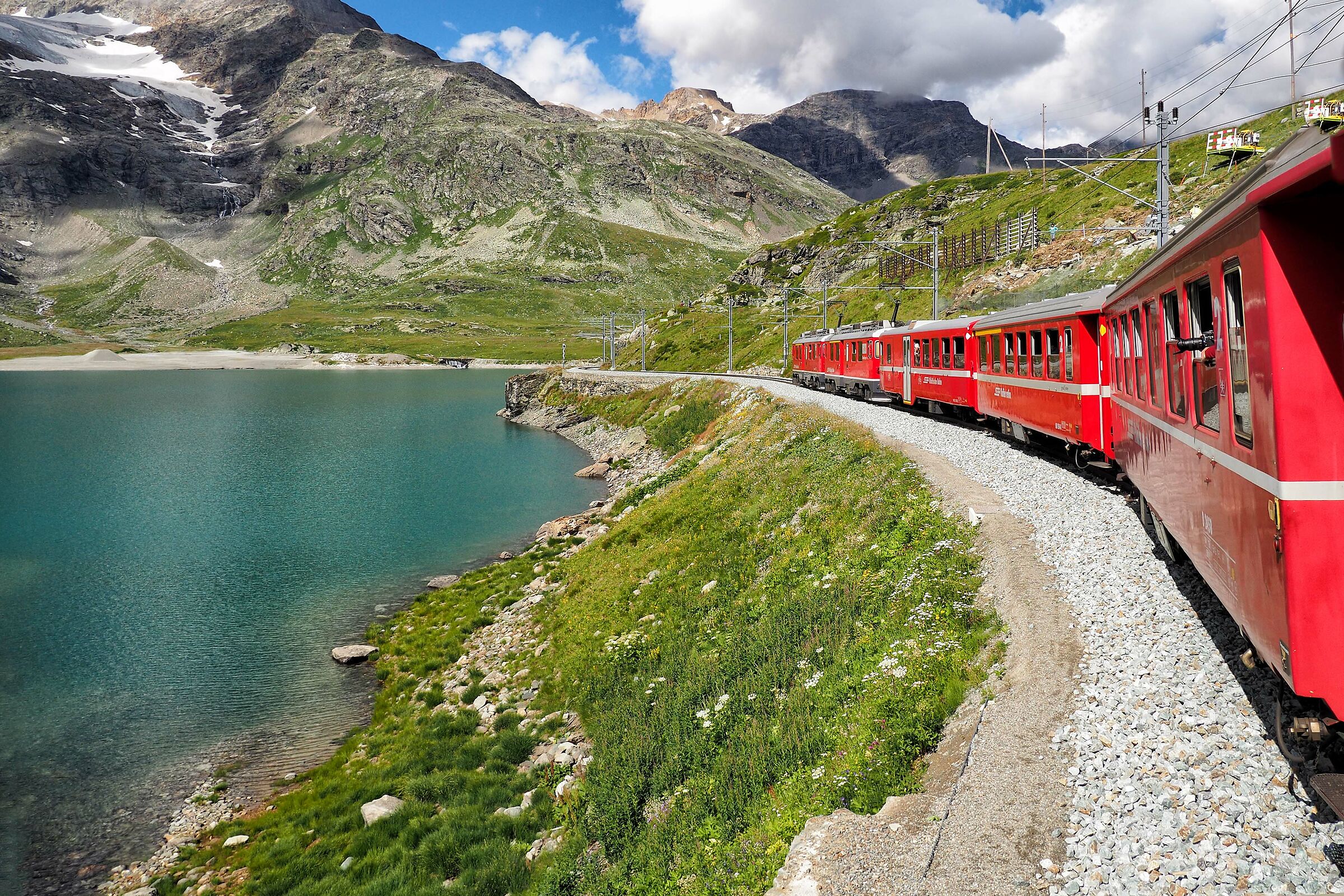 In viaggio sul treno del Bernina