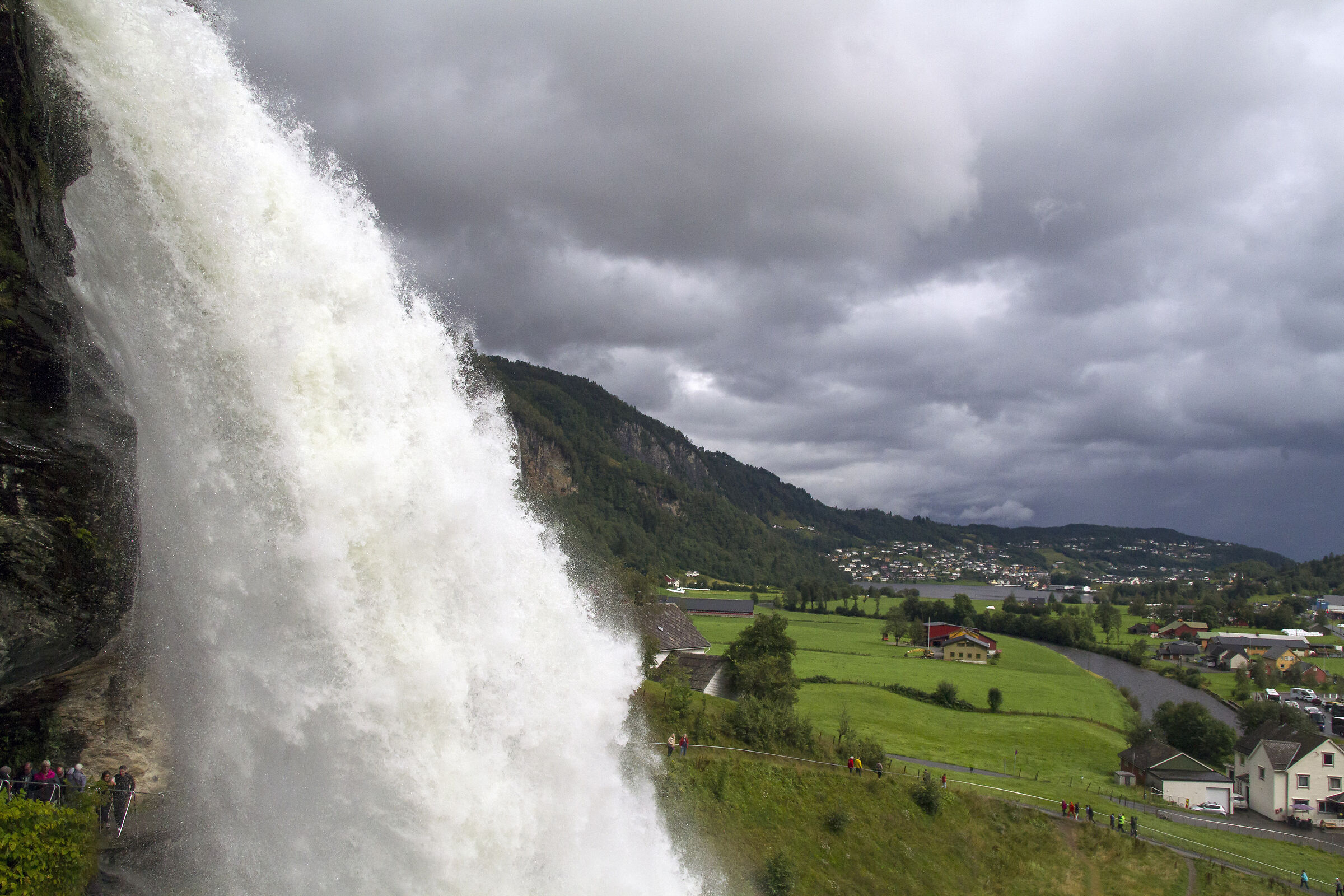 Steindalsfossen