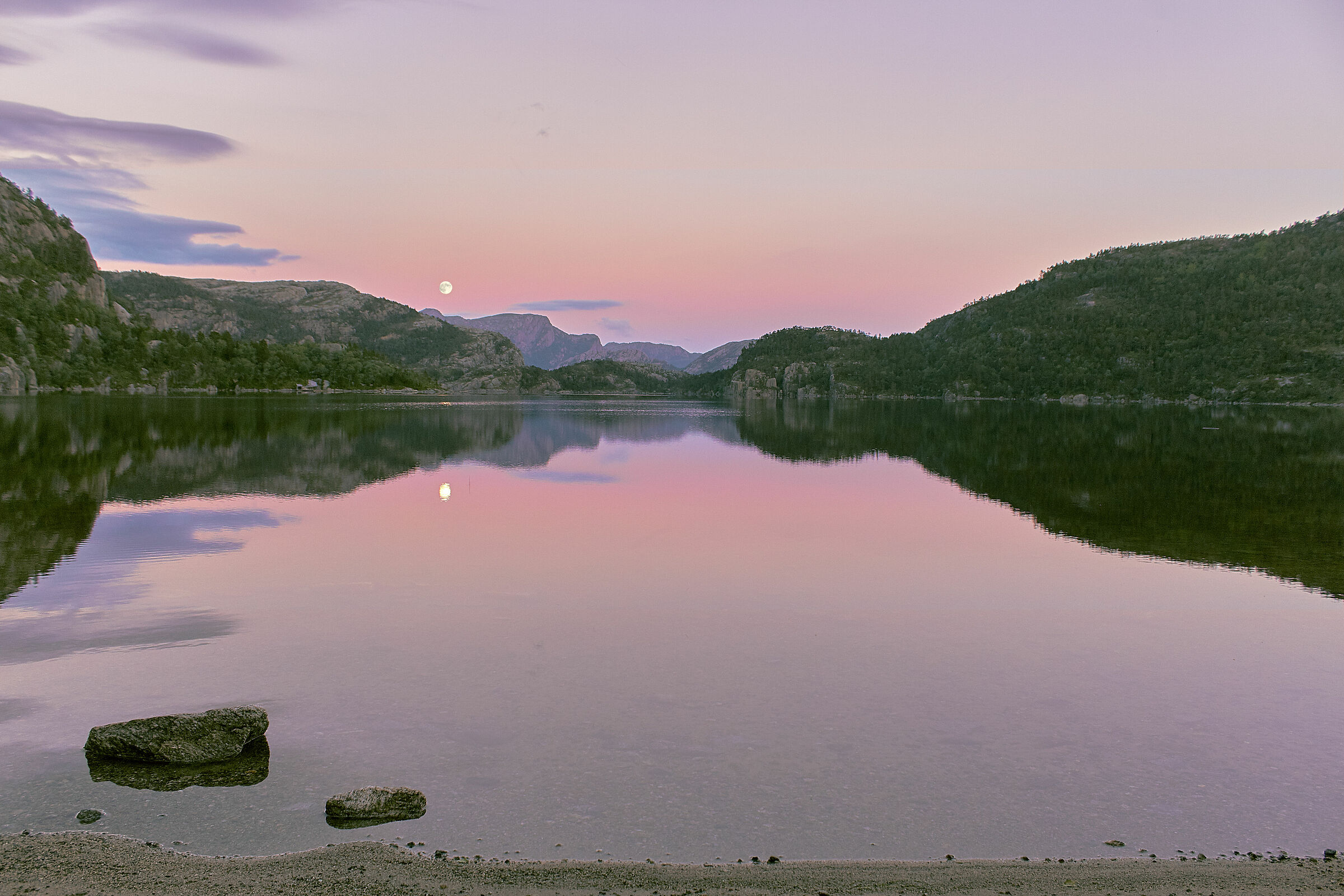 lago Revsvatnet, Rogaland, Norway