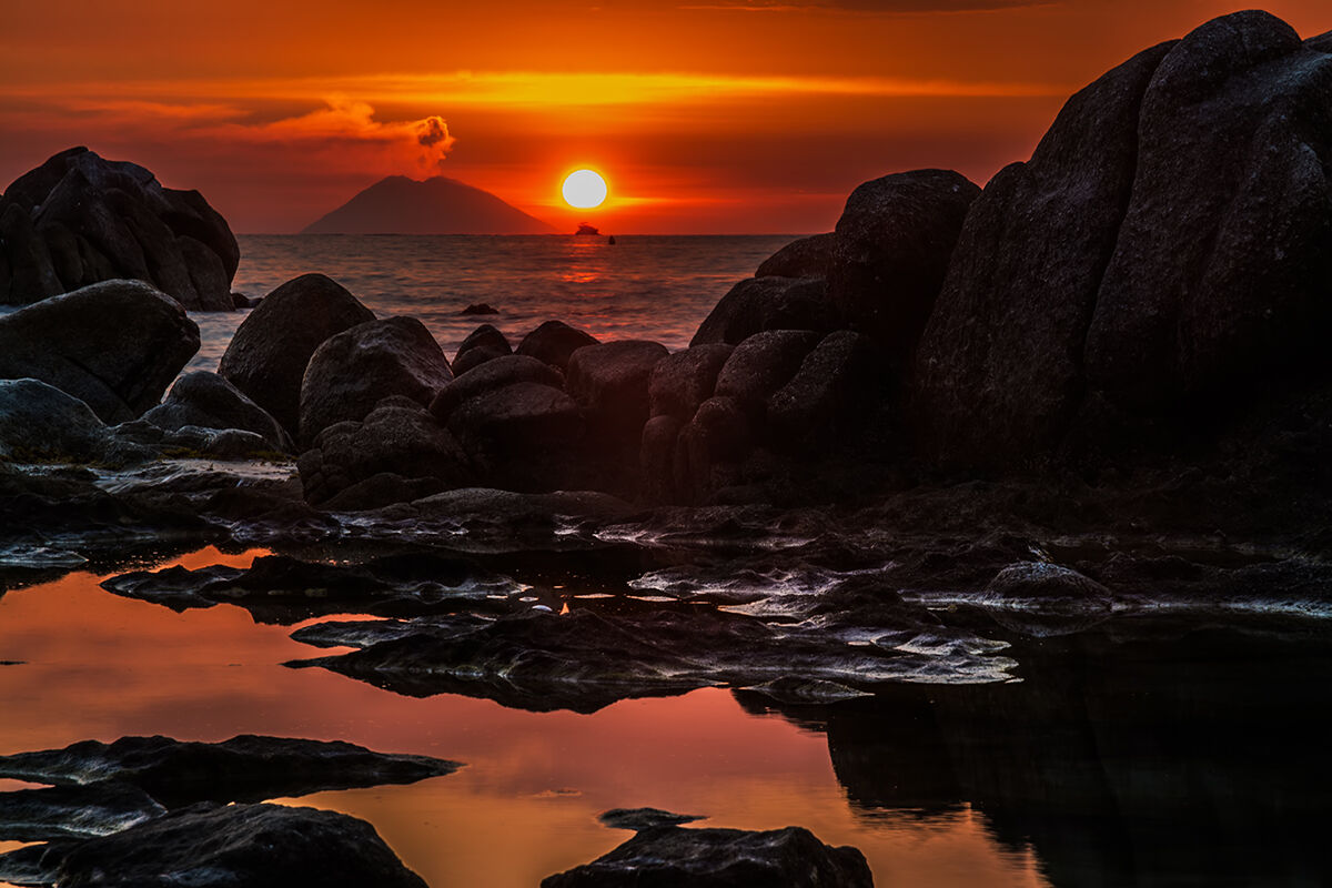 Avvolgersi in un tramonto