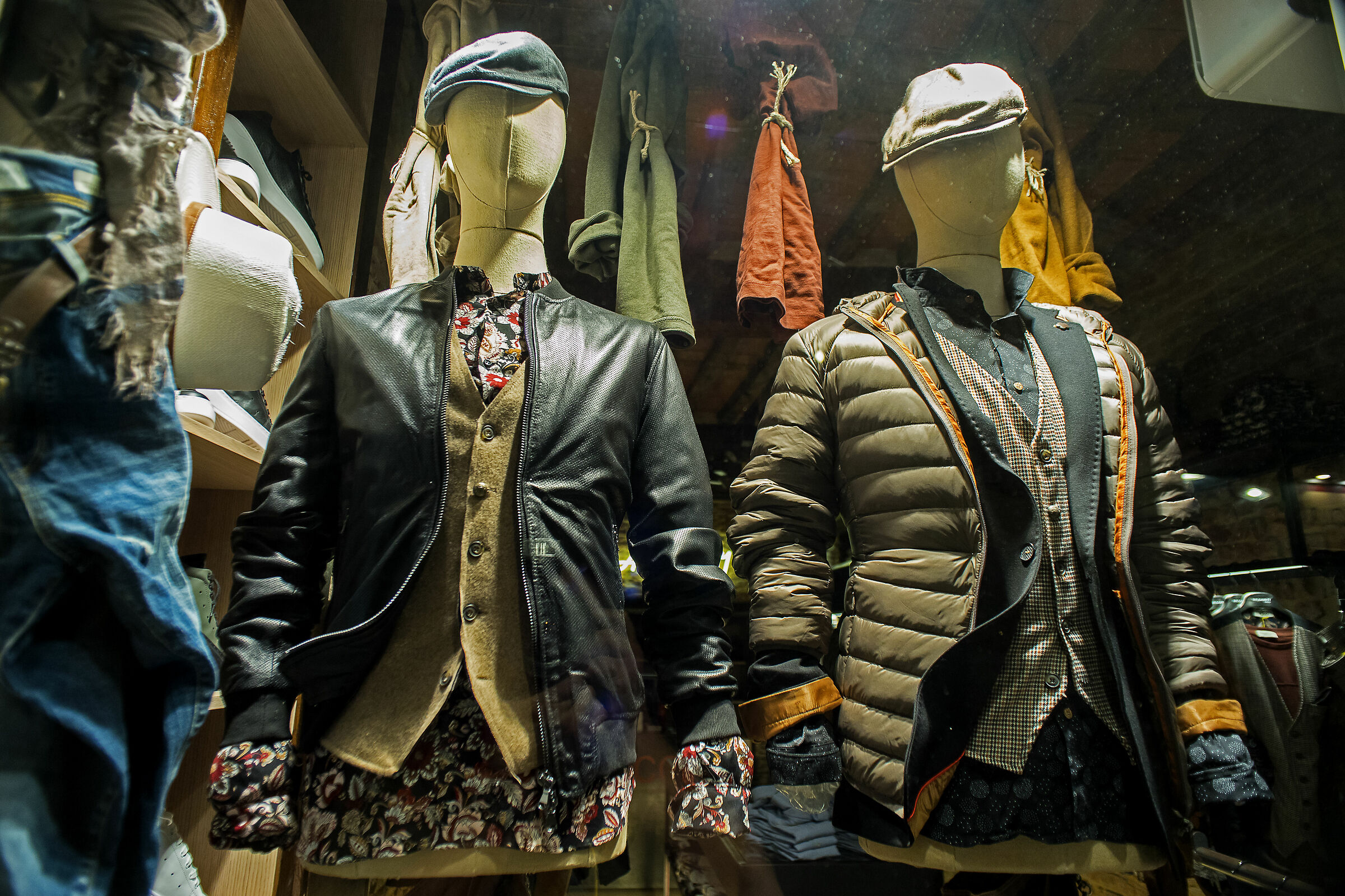 zeiss flektogon 20mm 2.8 sony alpha 7