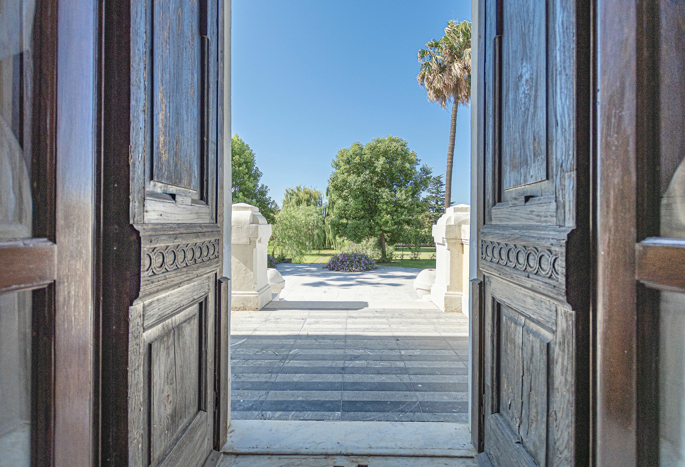 Precious Villas, Sun.