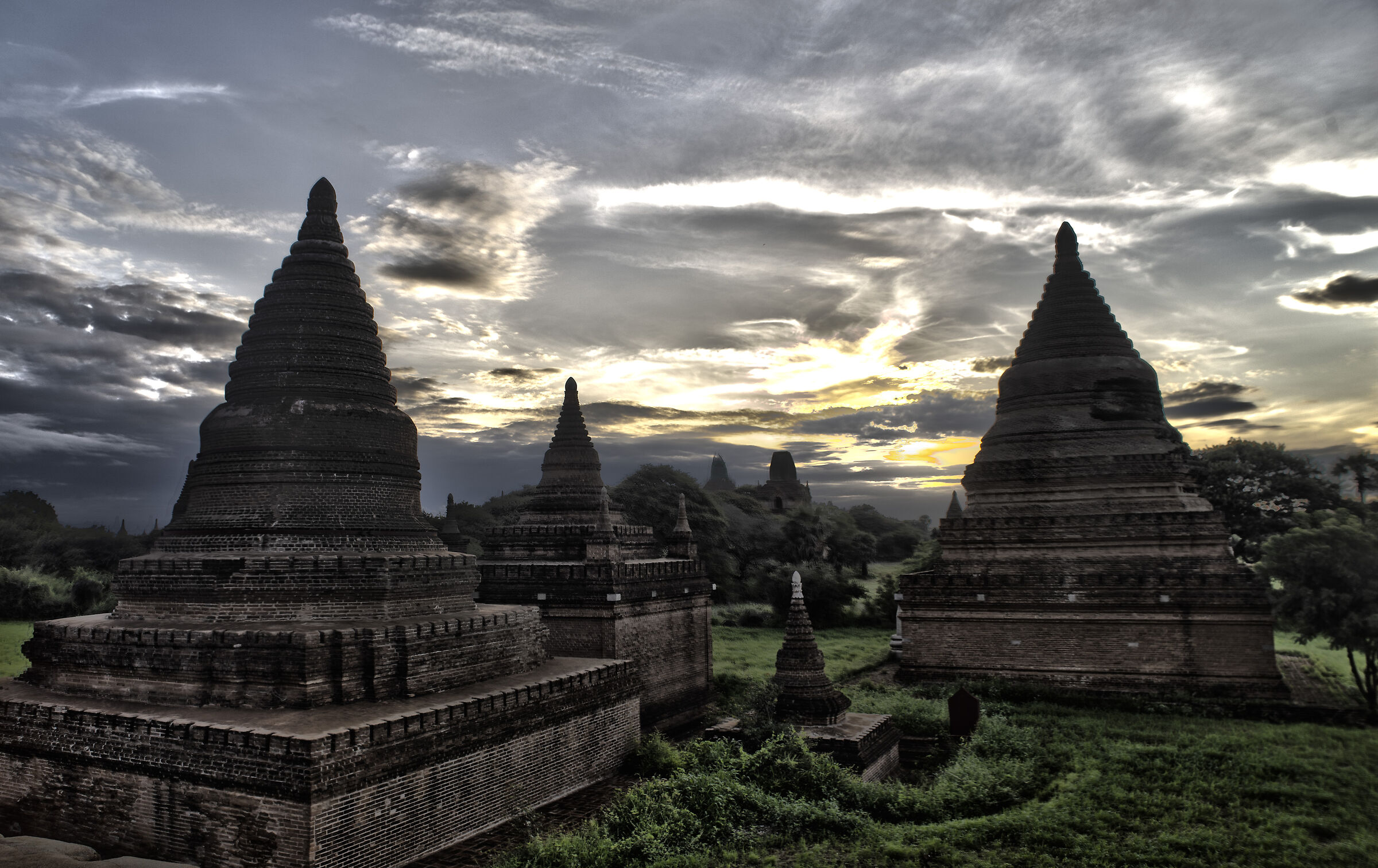 Sunrise in Bagan