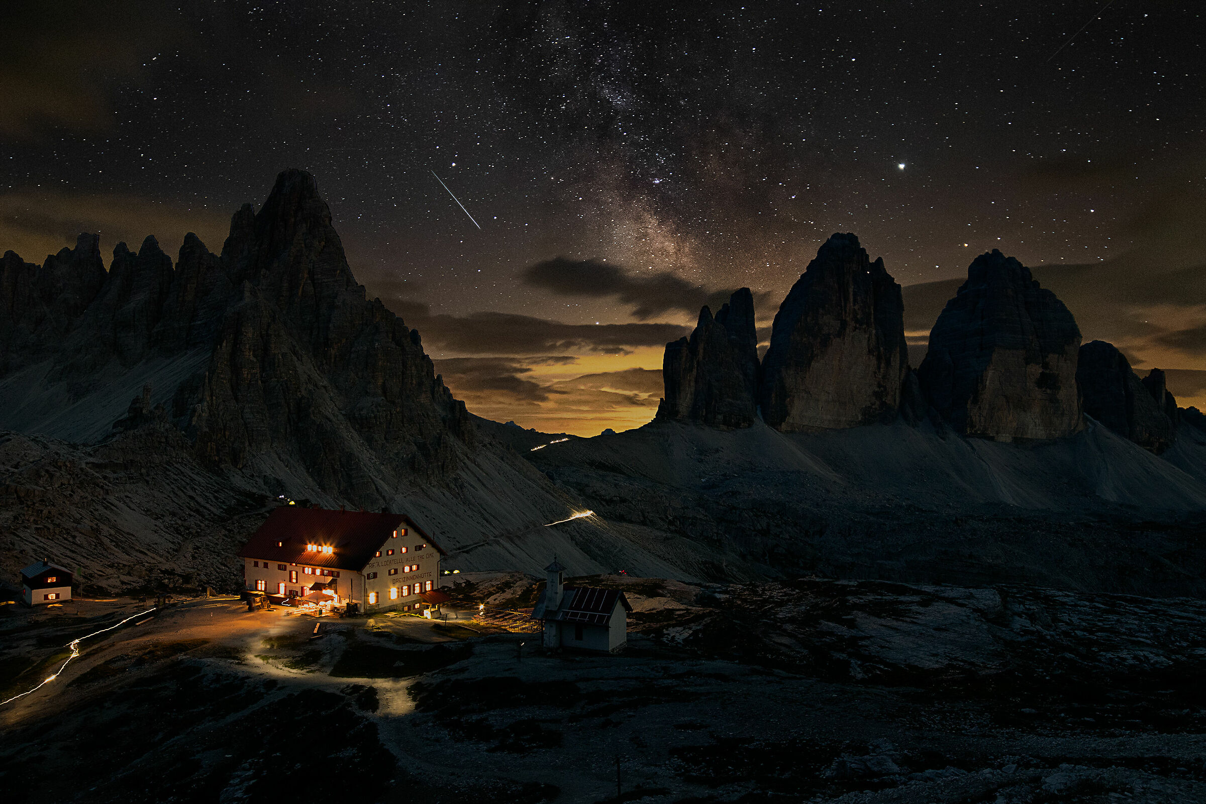 Three peaks in Night