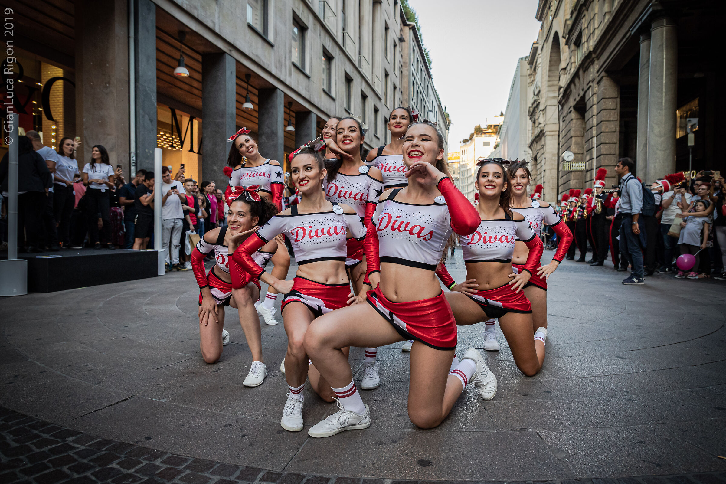 Majorettes in Milan 3