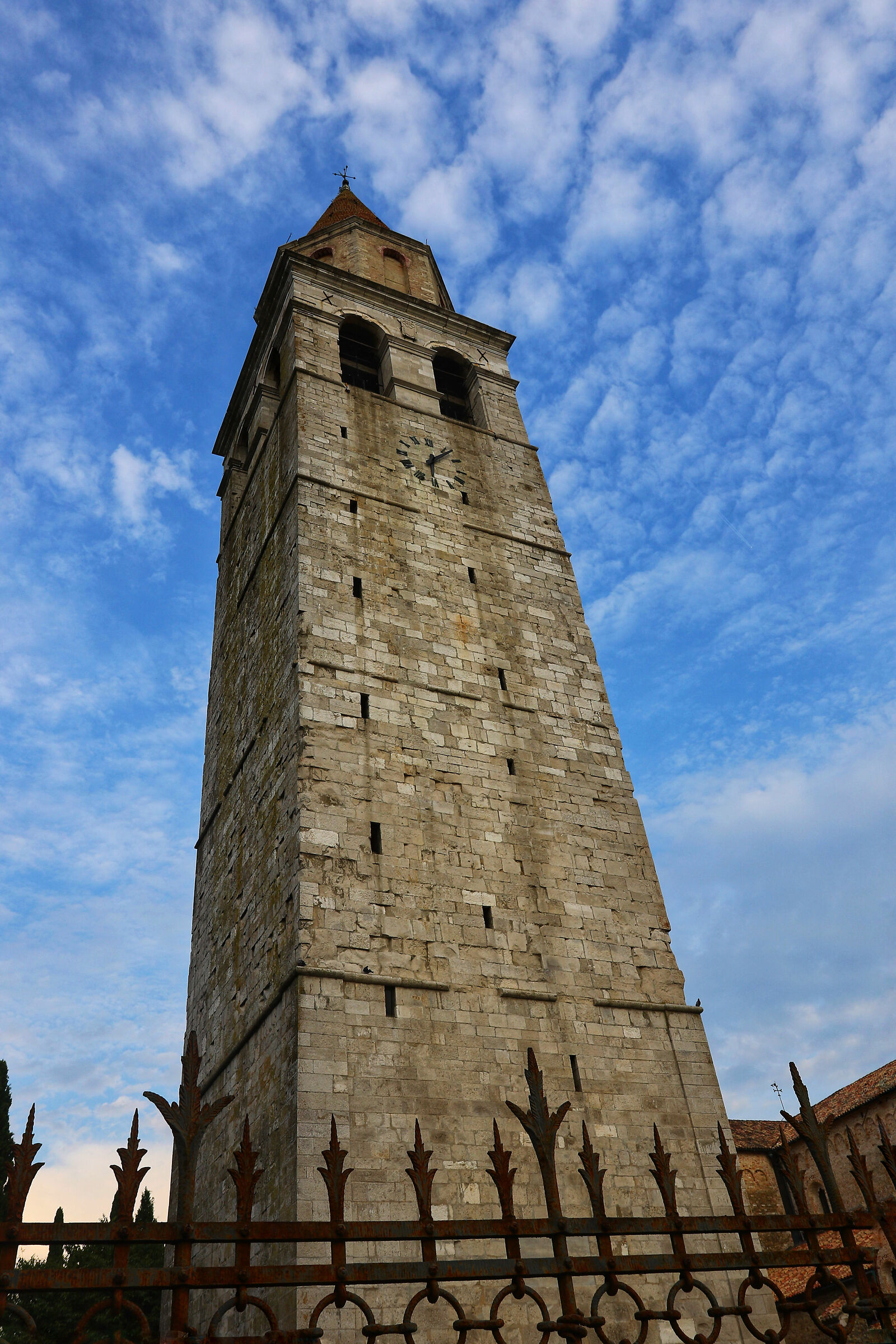 Aquileia. Il Campanile della Basilica.