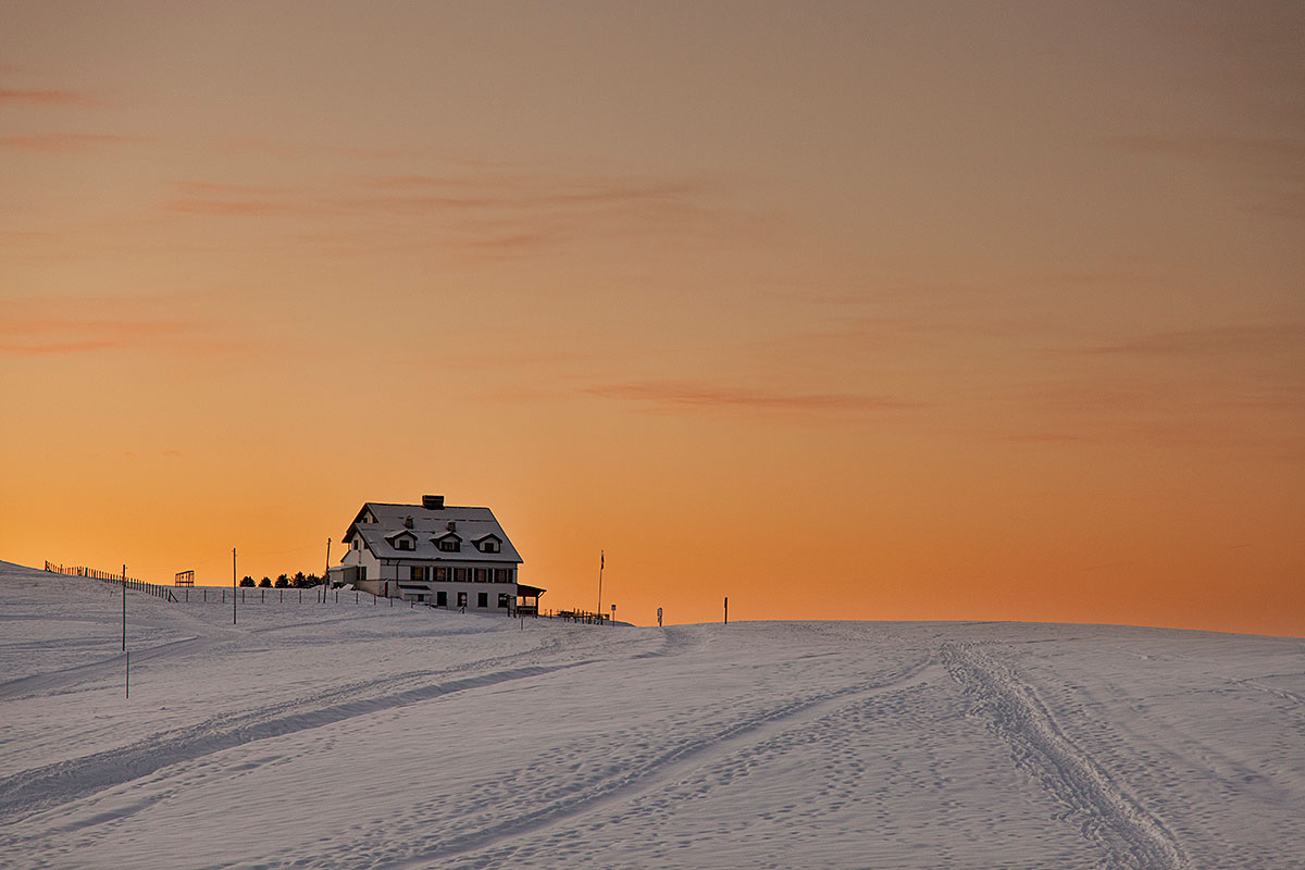 Alba sul rifugio