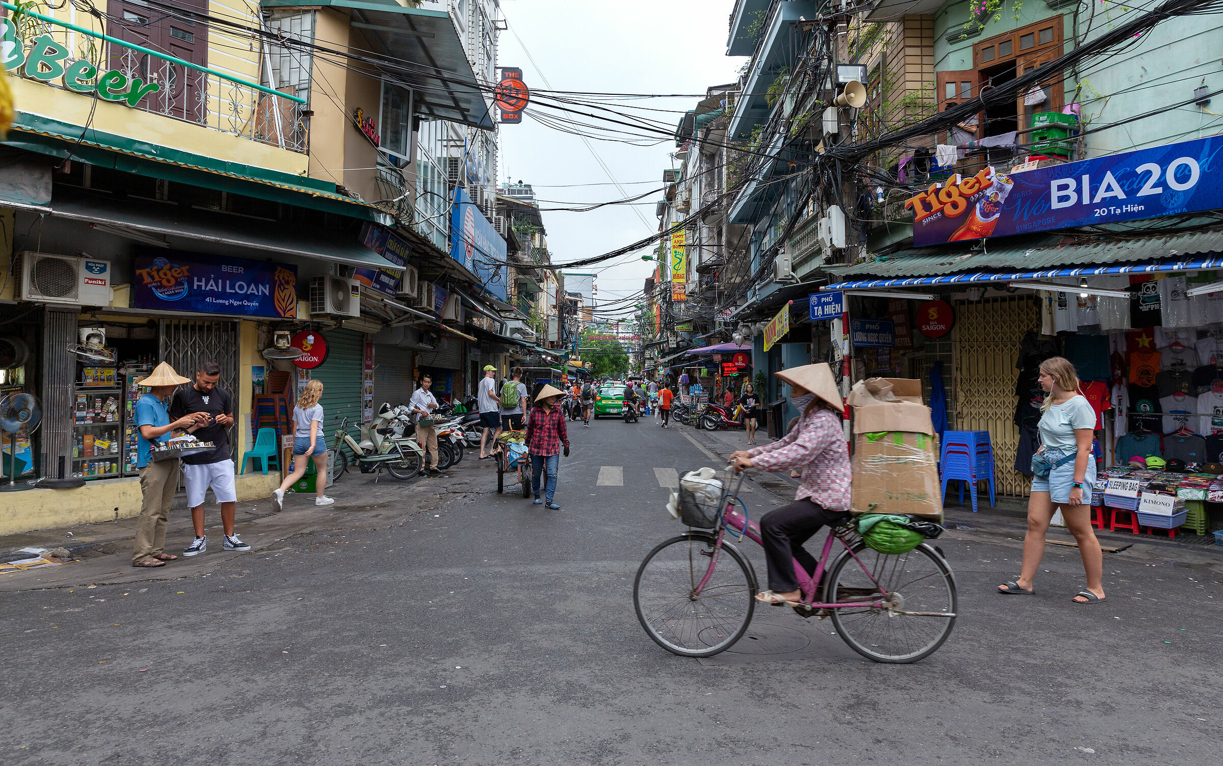 Crossing in Hanoi