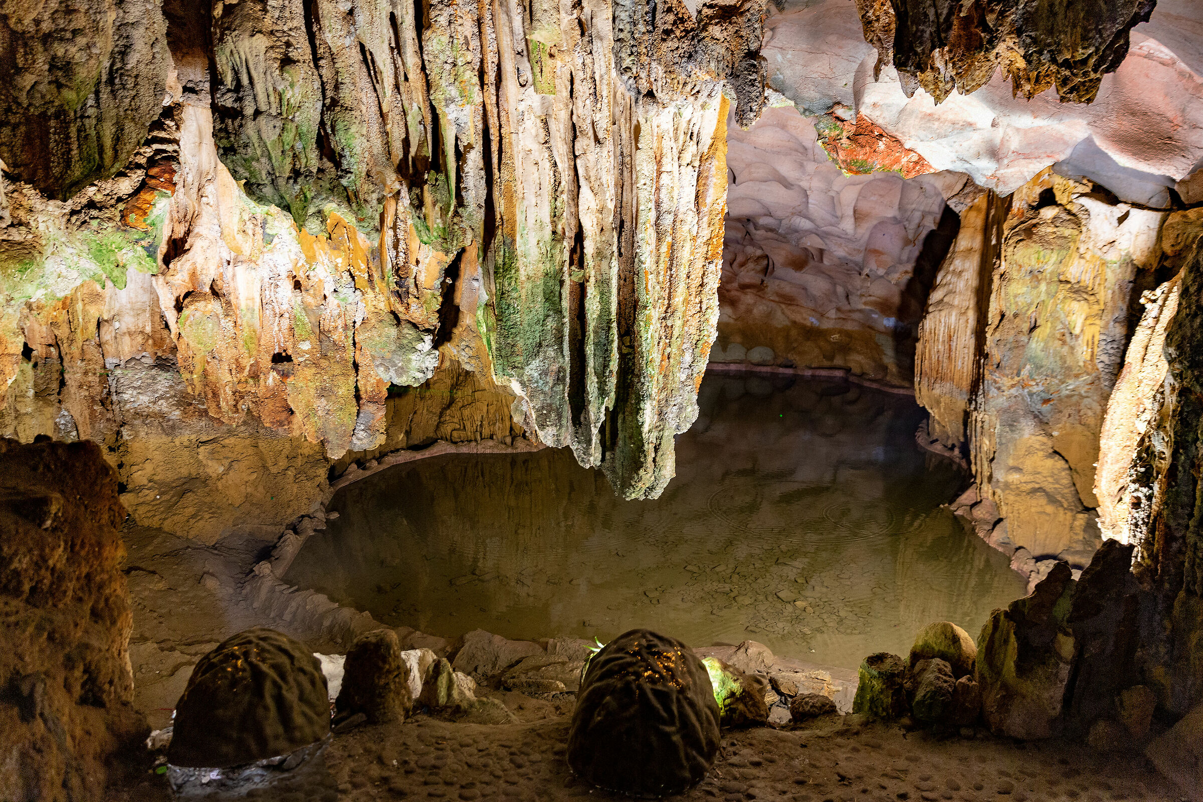 Has Long Bay quarries