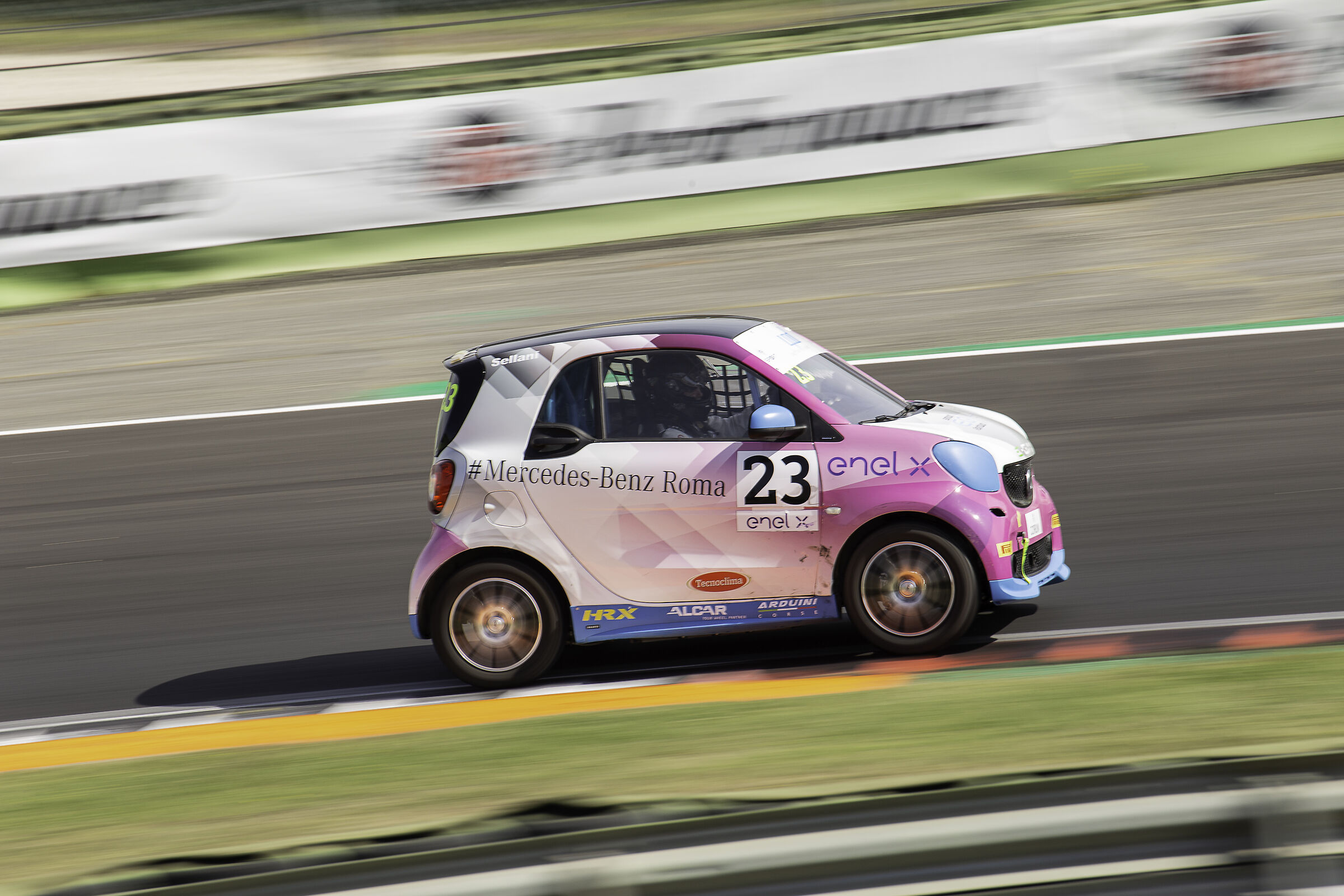 SMART EQ coming out of "ESSE"