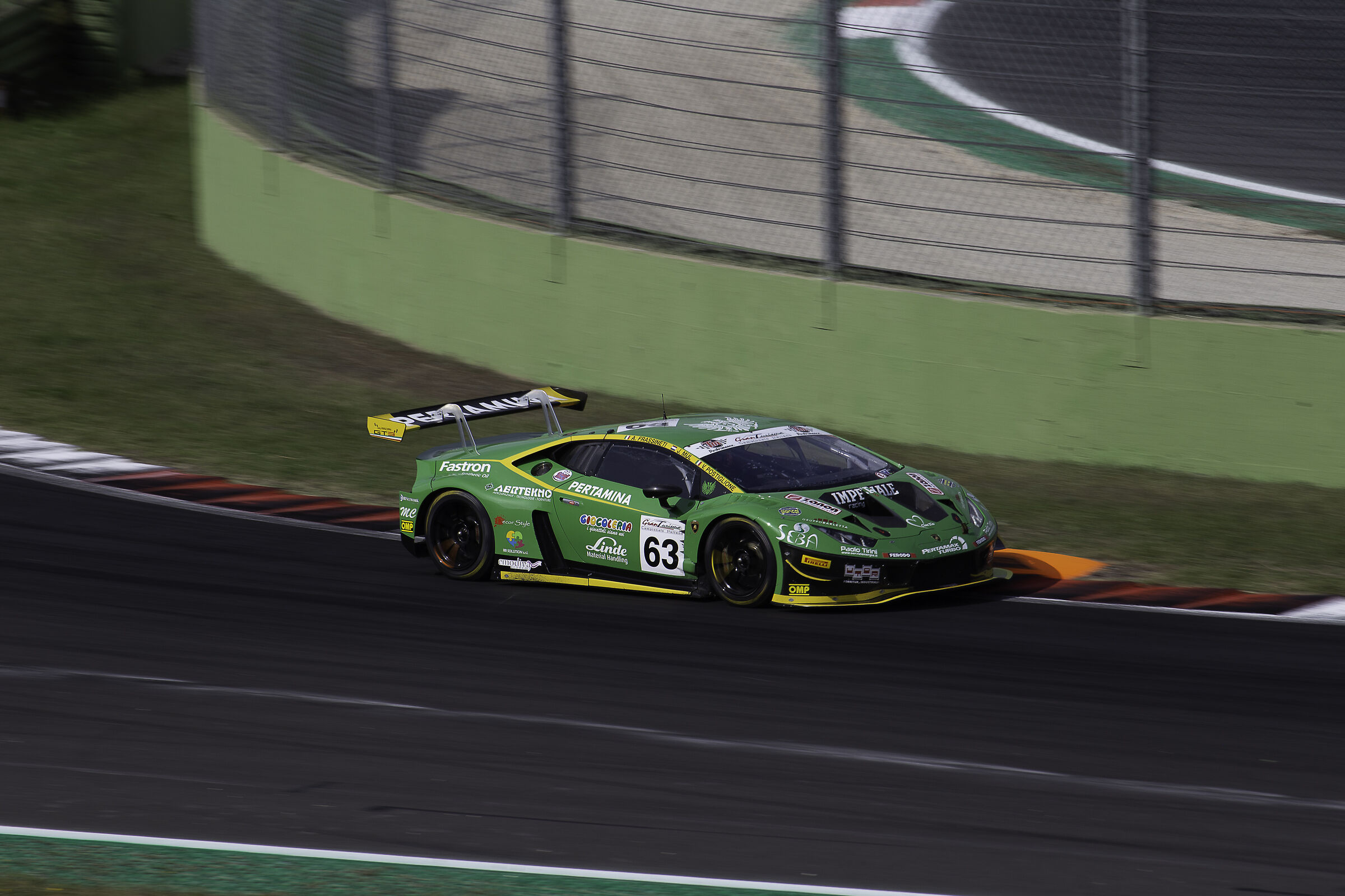 Lamborghini Huracan - Imperial Racing